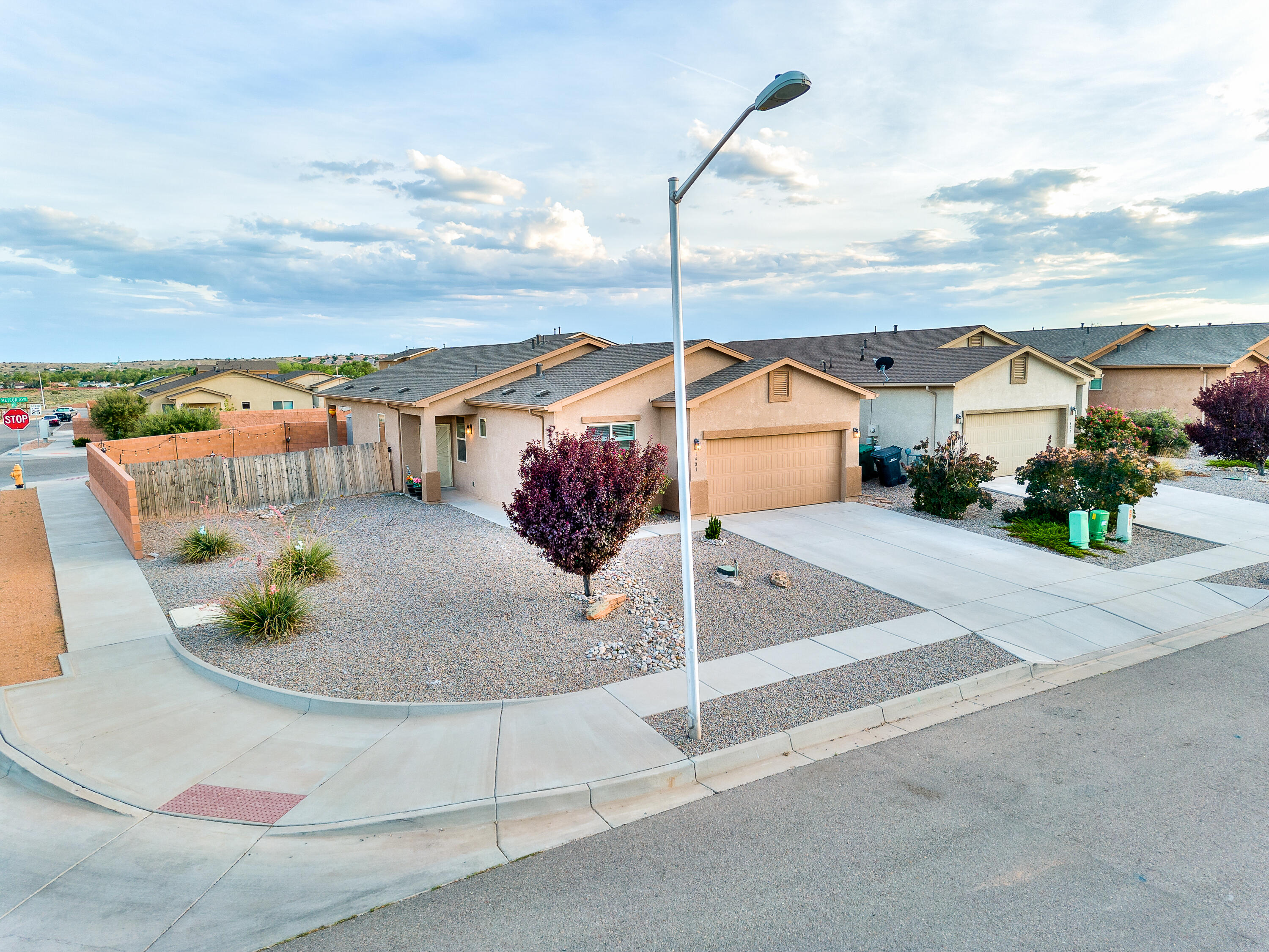 1403 Blue Sky Loop NE