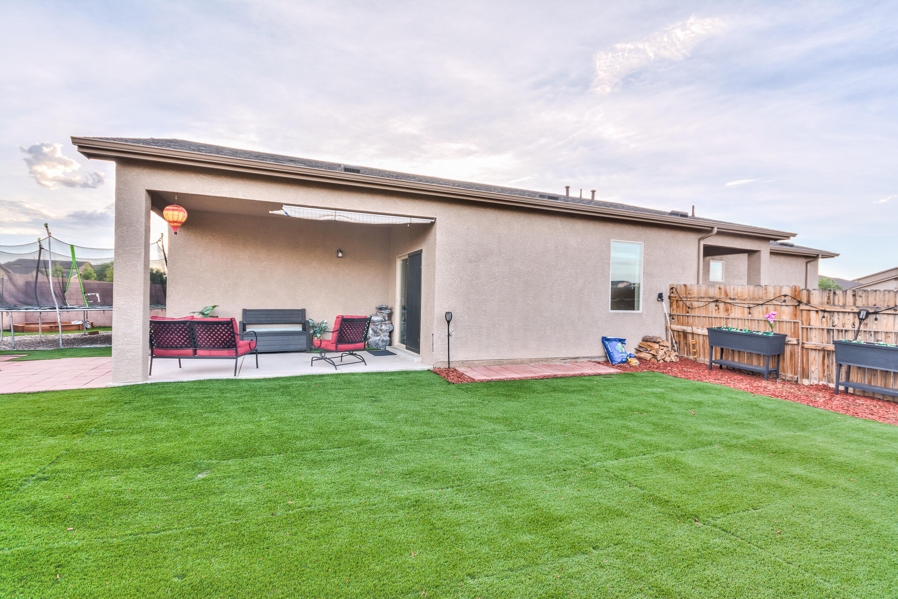 1403 Blue Sky Loop NE