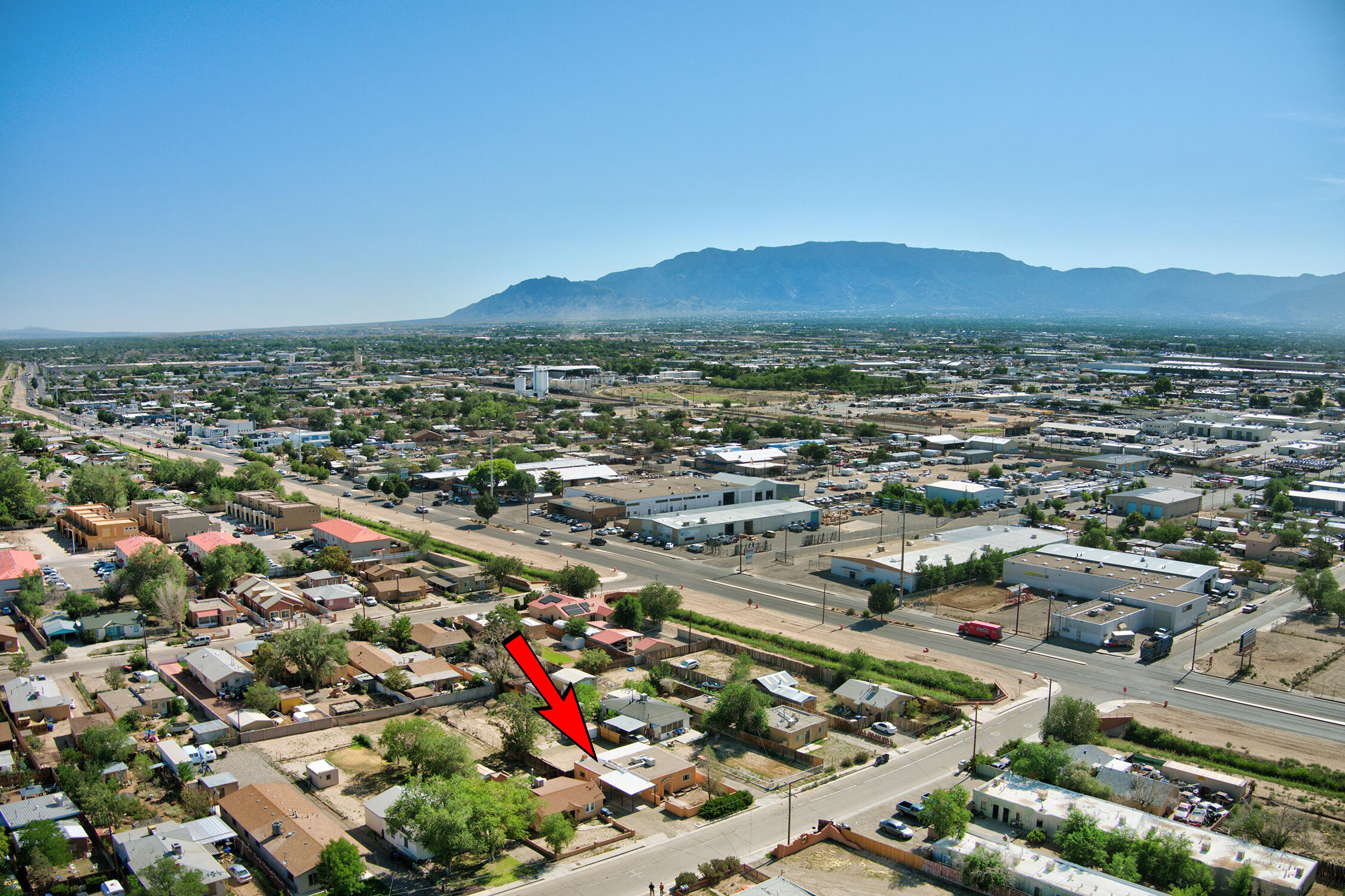 221 MESCALERO Road NW