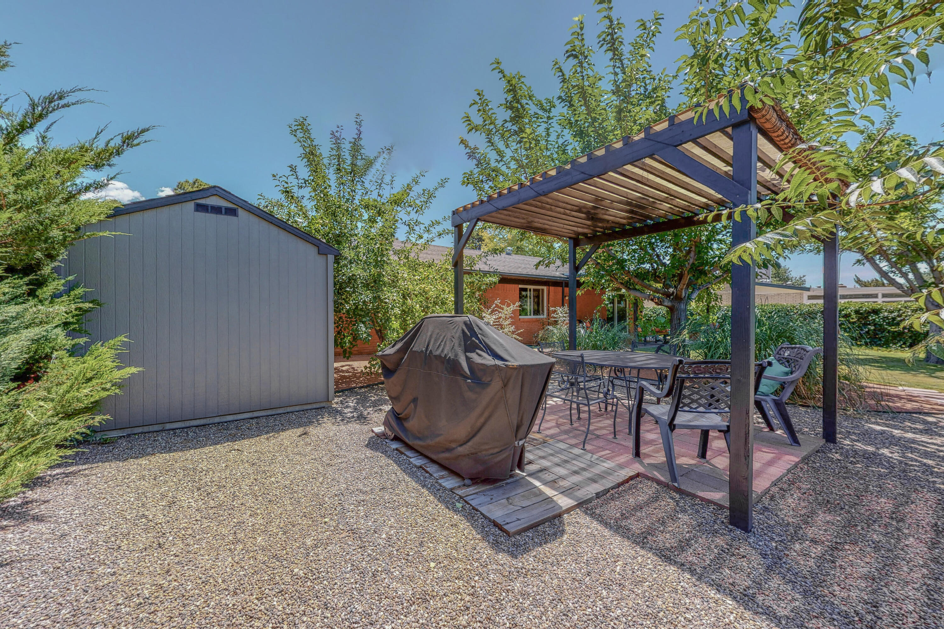 3817 CAMINO DON DIEGO NE