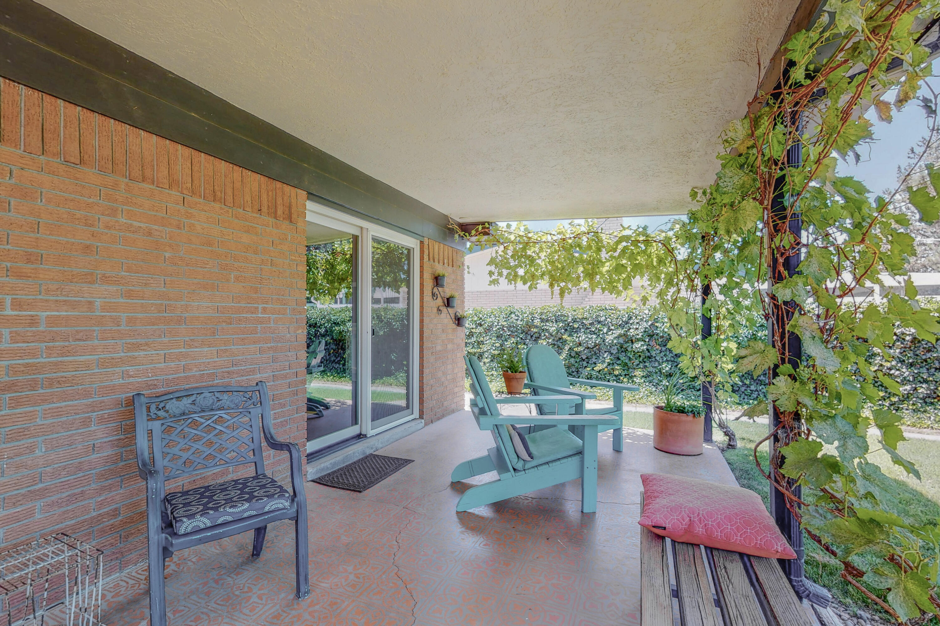 3817 CAMINO DON DIEGO NE