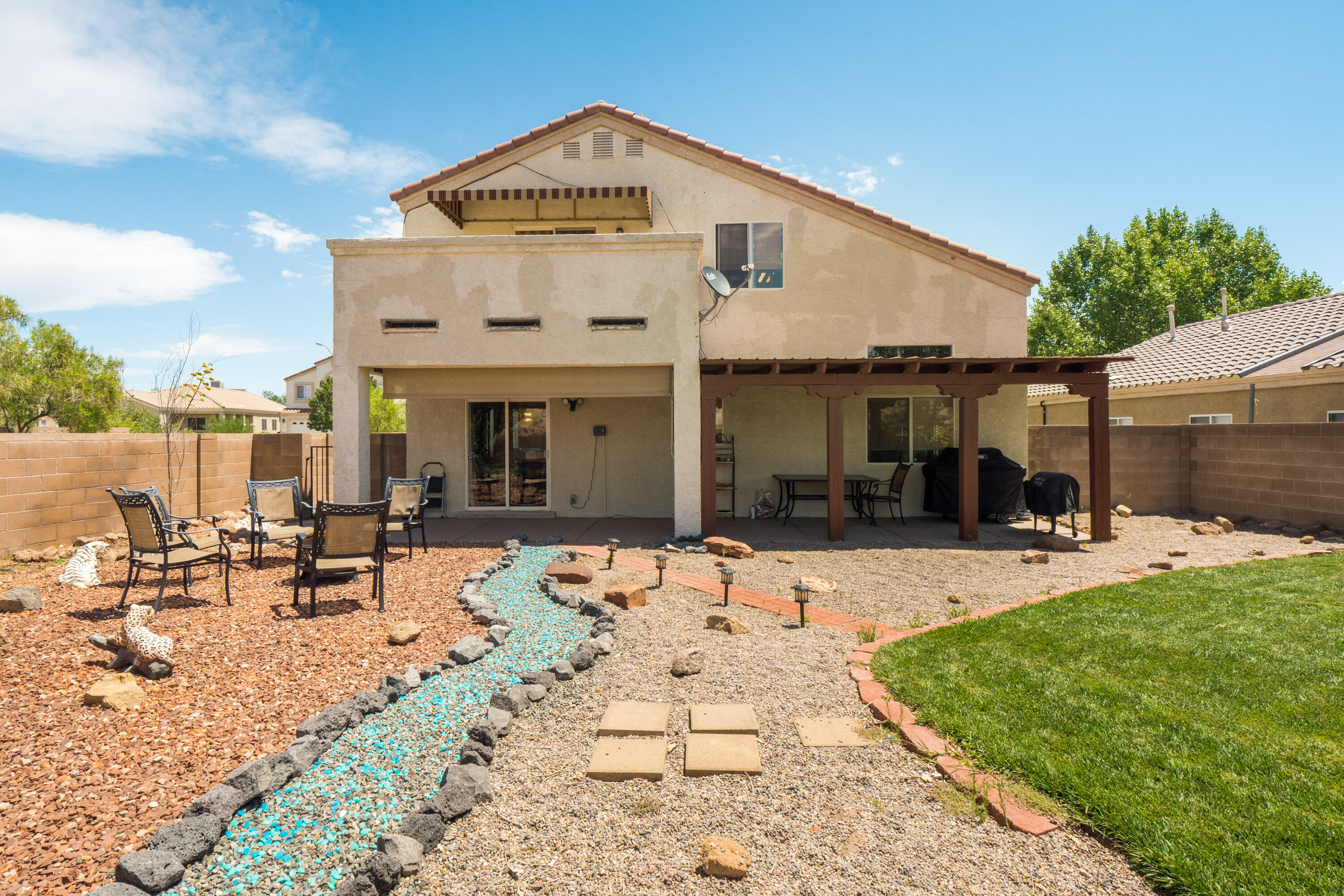 7024 HUSKY Drive NE