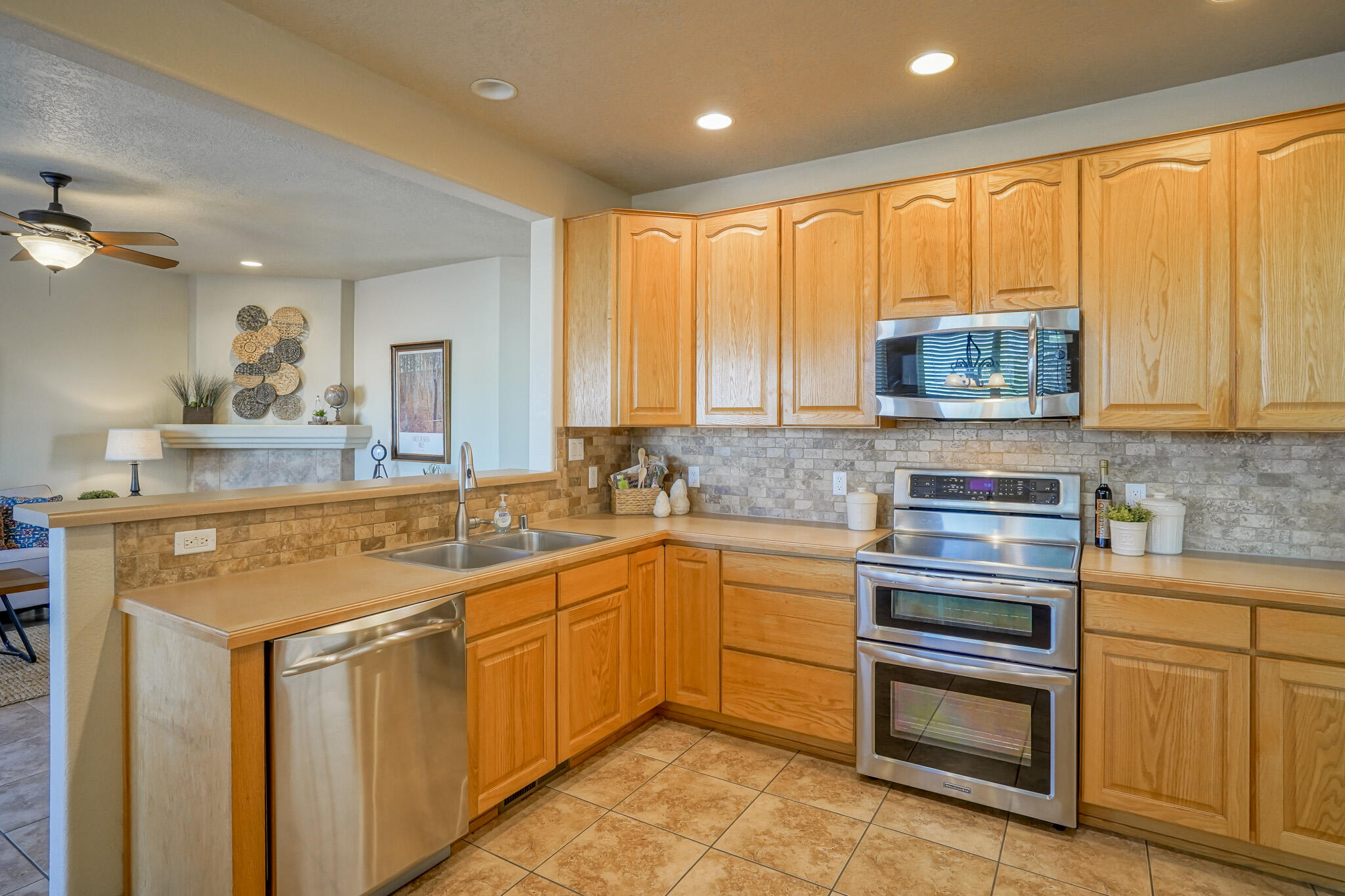 9109 SILVER SAGE Drive NE