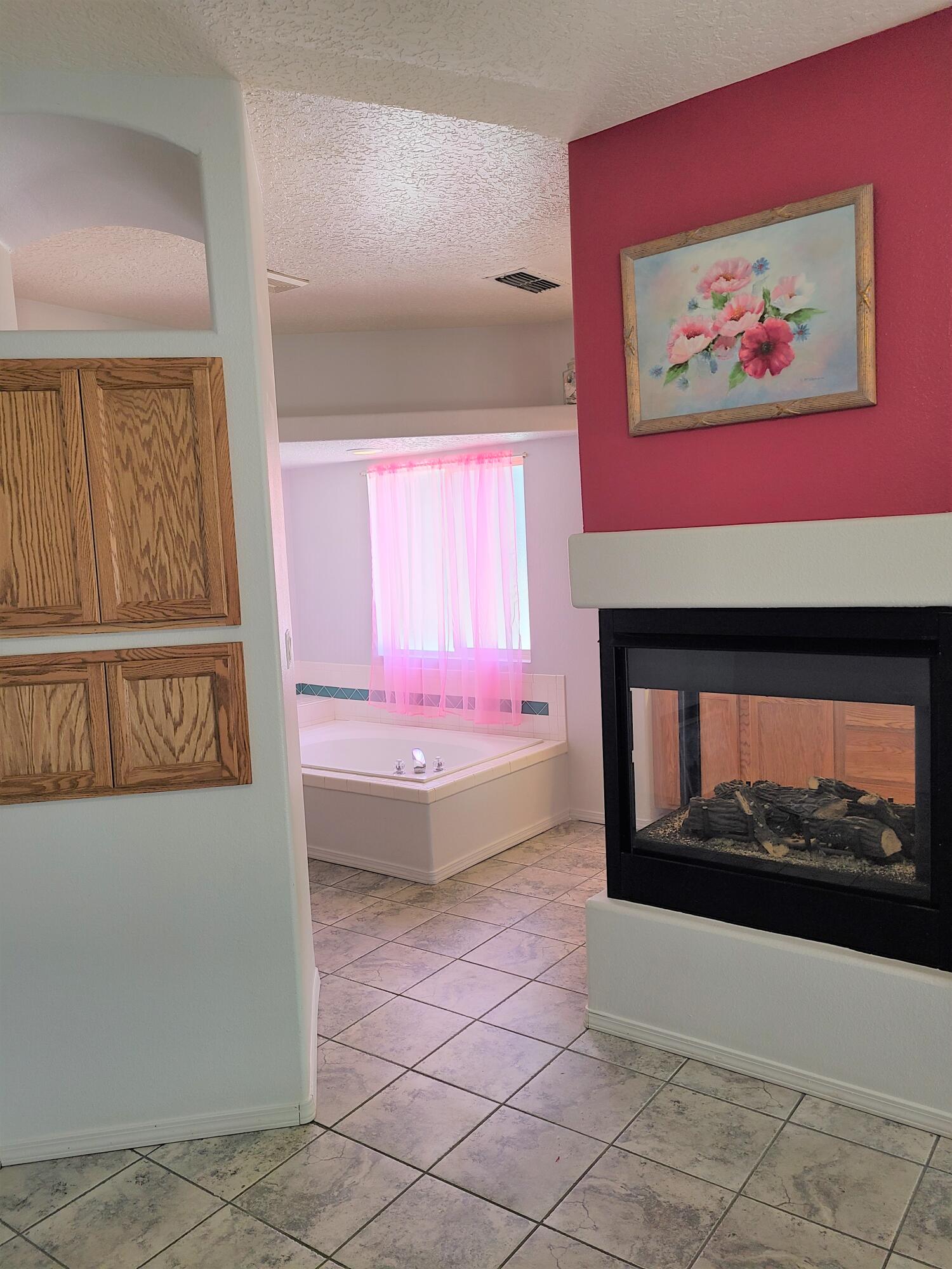 11123 ALTA Drive NW