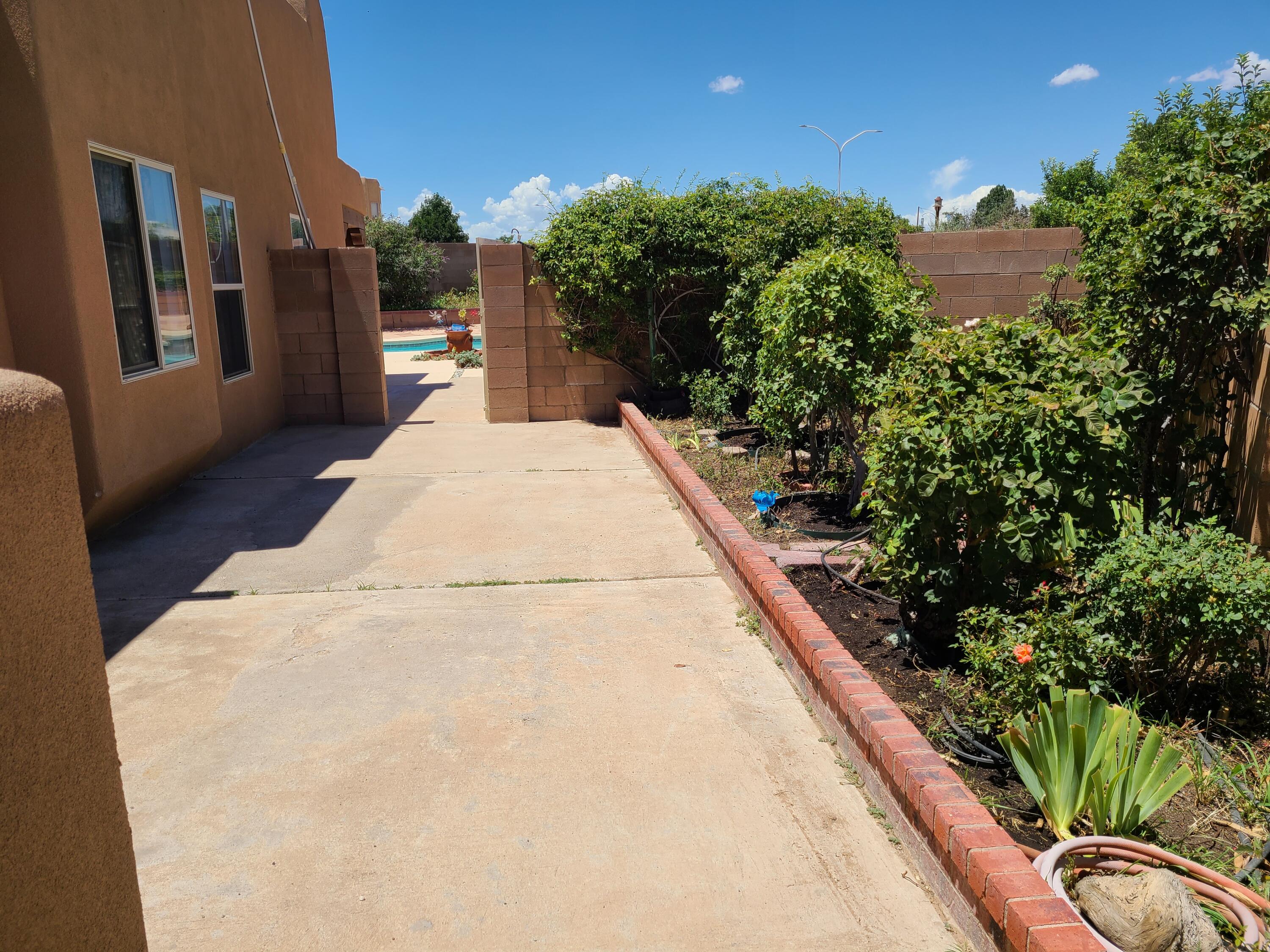 11123 ALTA Drive NW