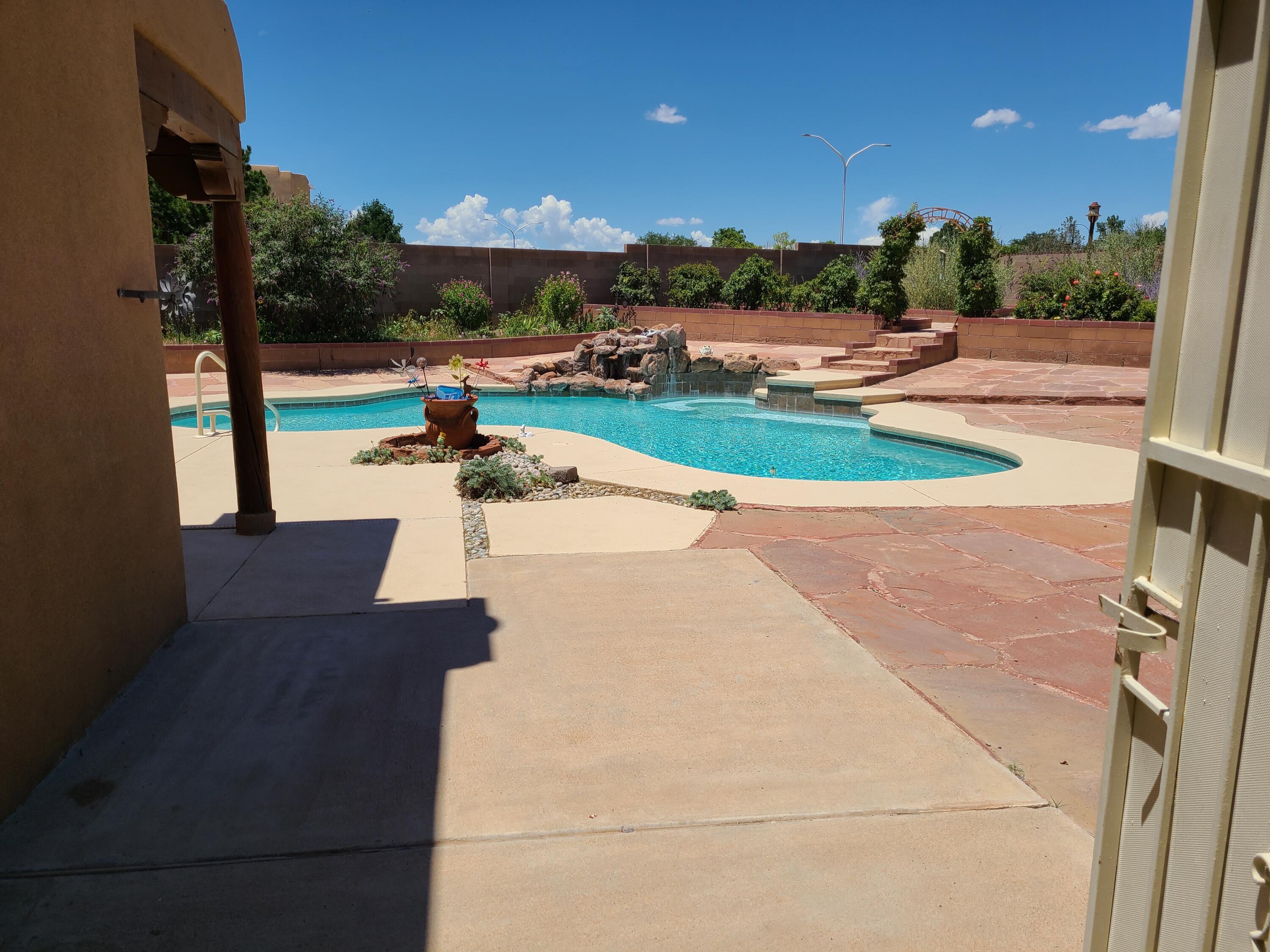 11123 ALTA Drive NW