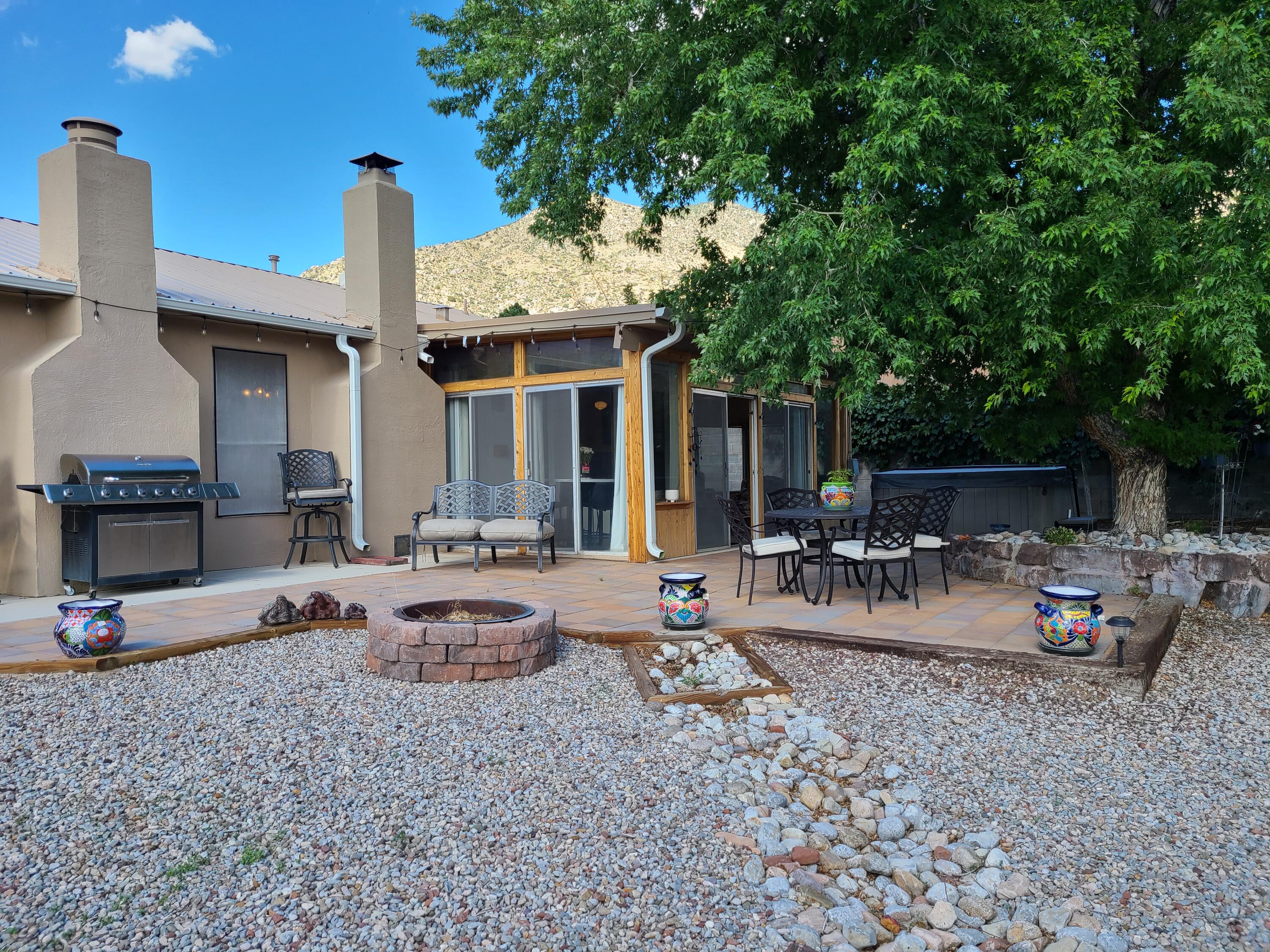 13108 Tierra Montanosa Drive NE