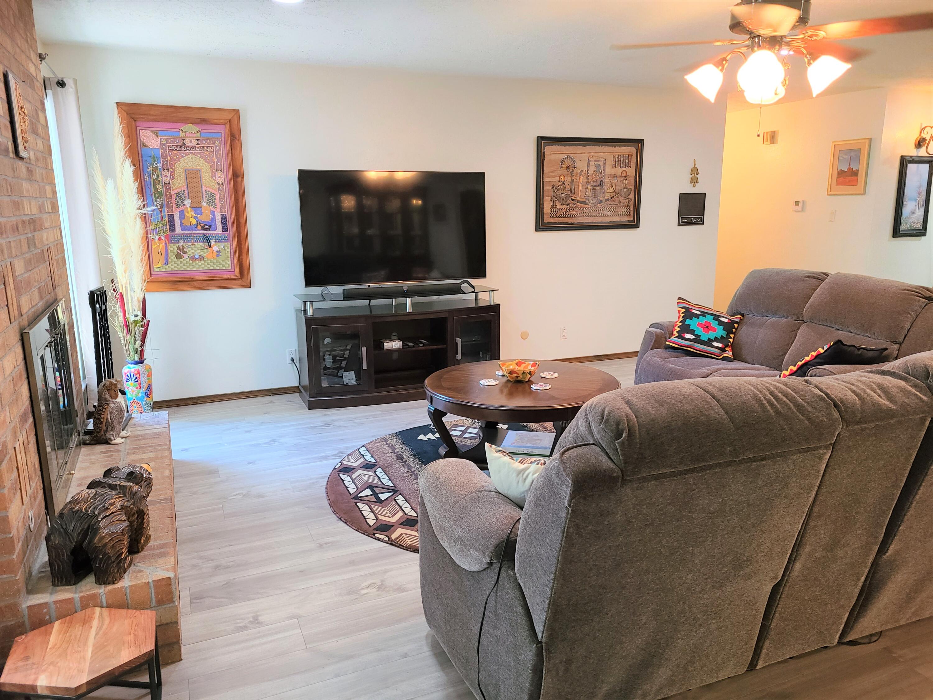 13108 Tierra Montanosa Drive NE