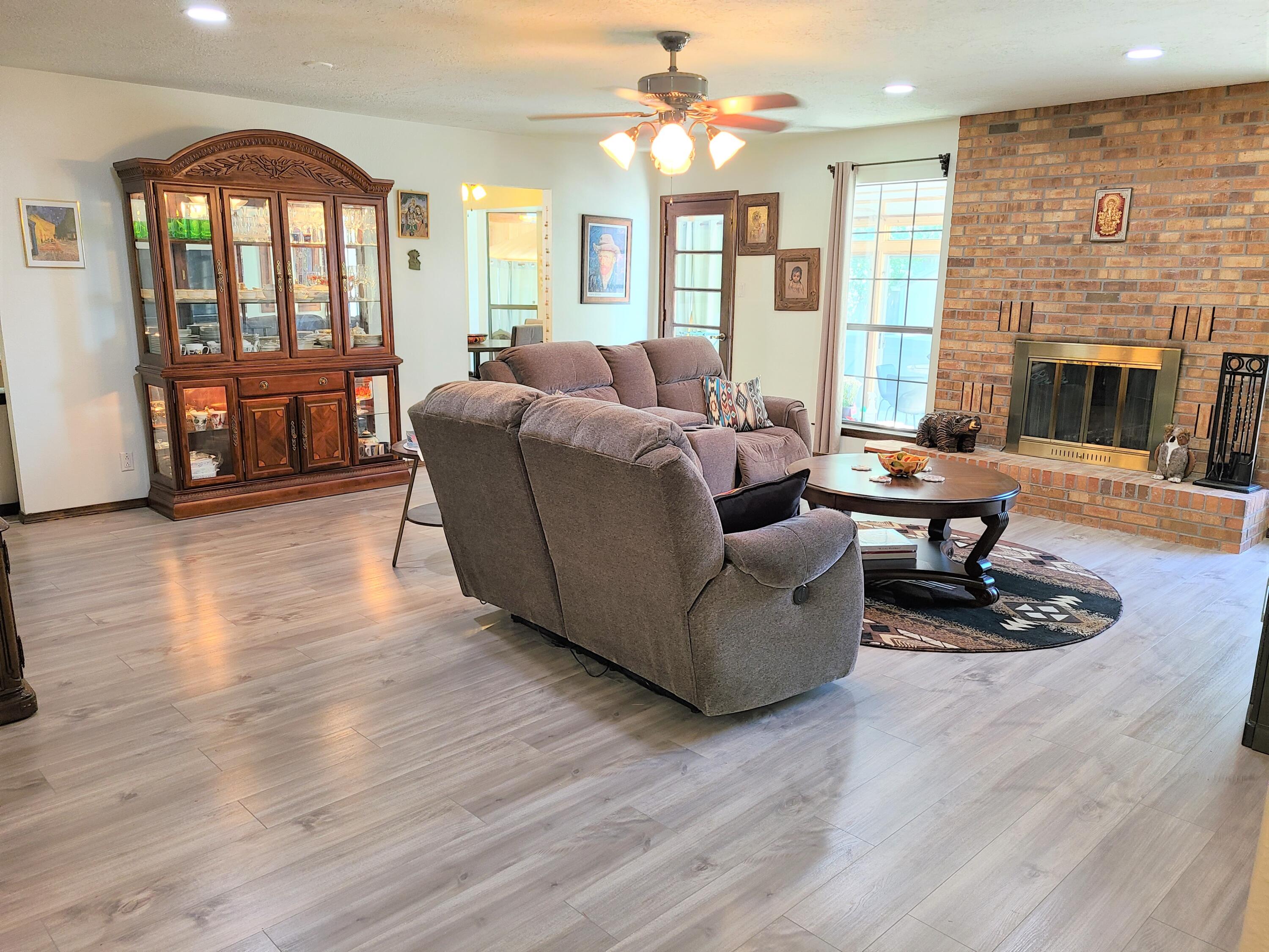13108 Tierra Montanosa Drive NE