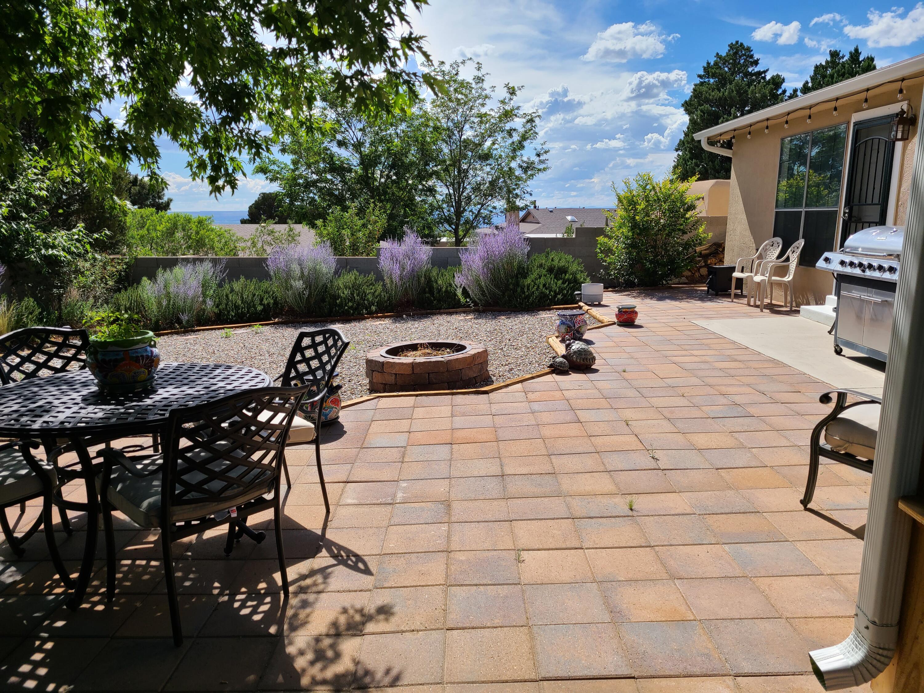 13108 Tierra Montanosa Drive NE