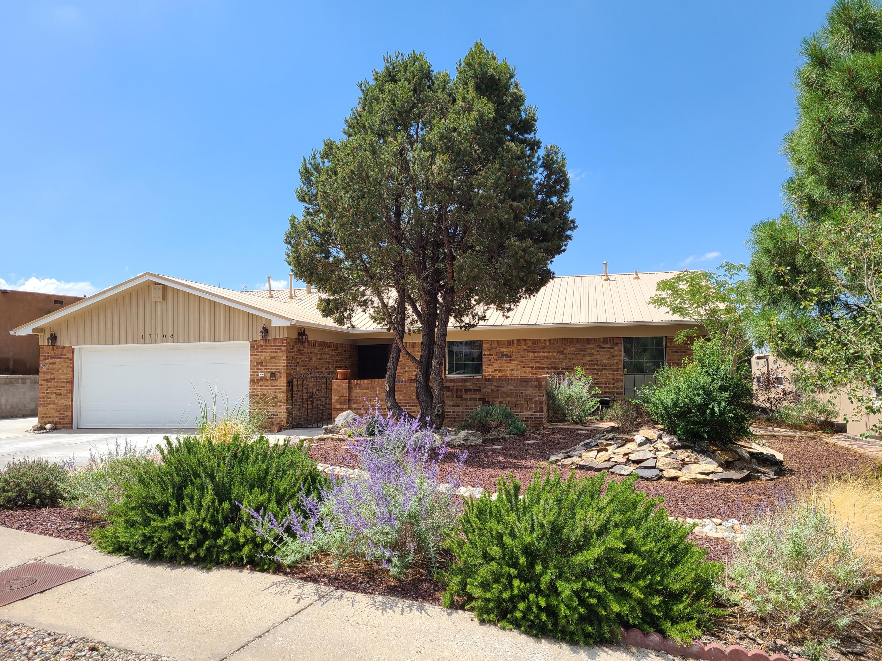 13108 Tierra Montanosa Drive NE