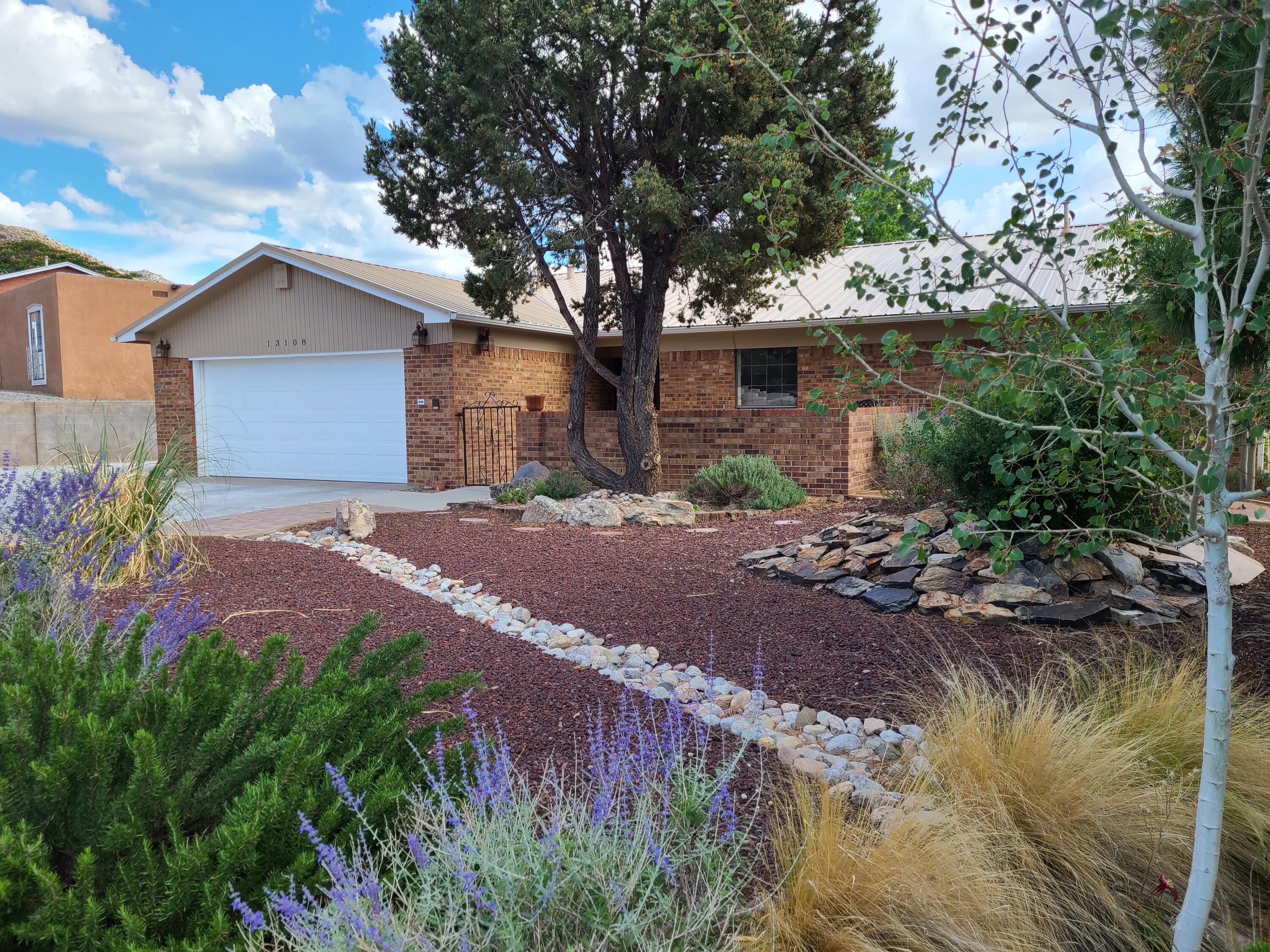 13108 Tierra Montanosa Drive NE