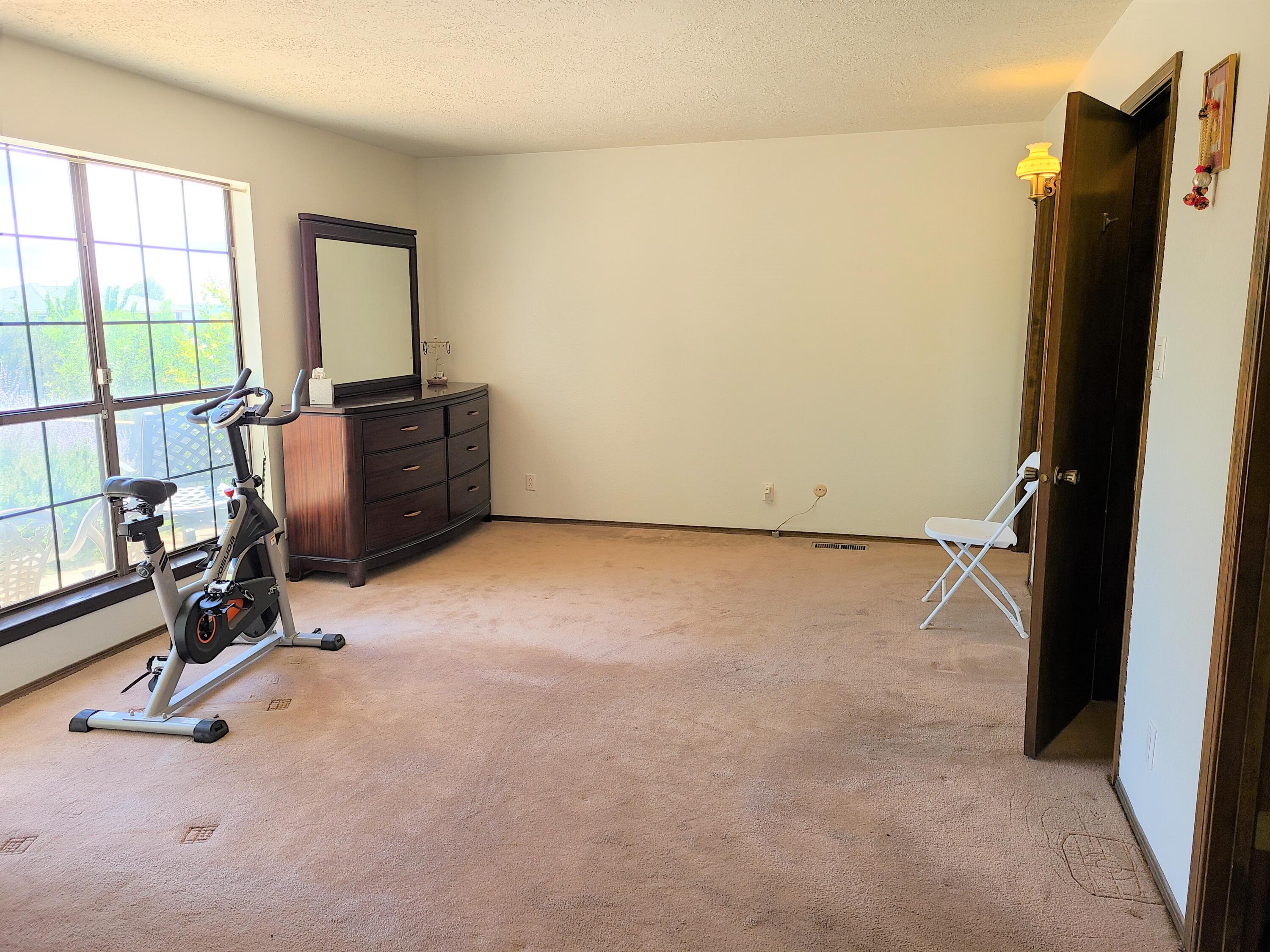 13108 Tierra Montanosa Drive NE