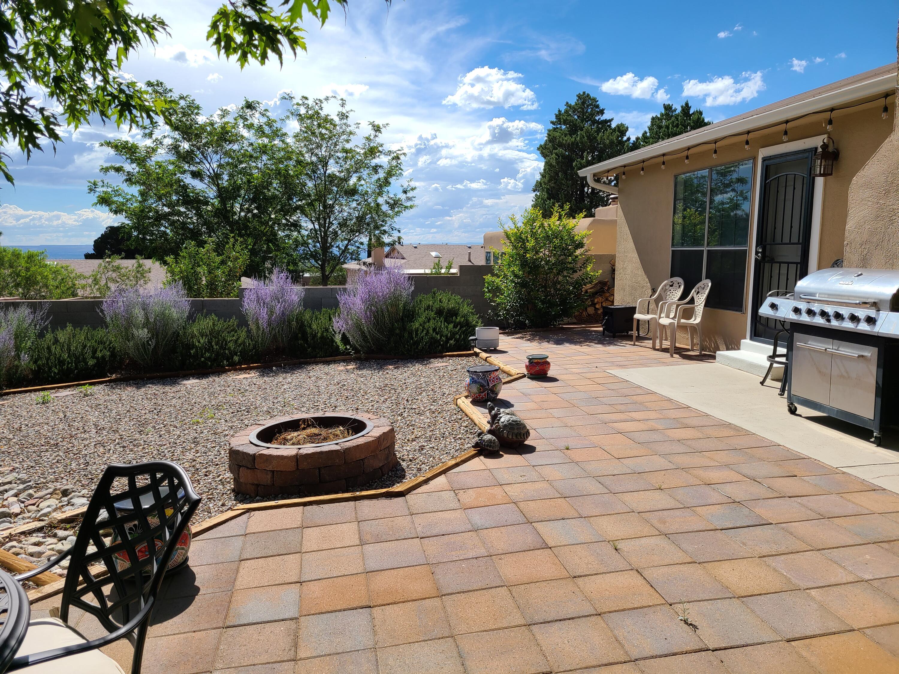 13108 Tierra Montanosa Drive NE