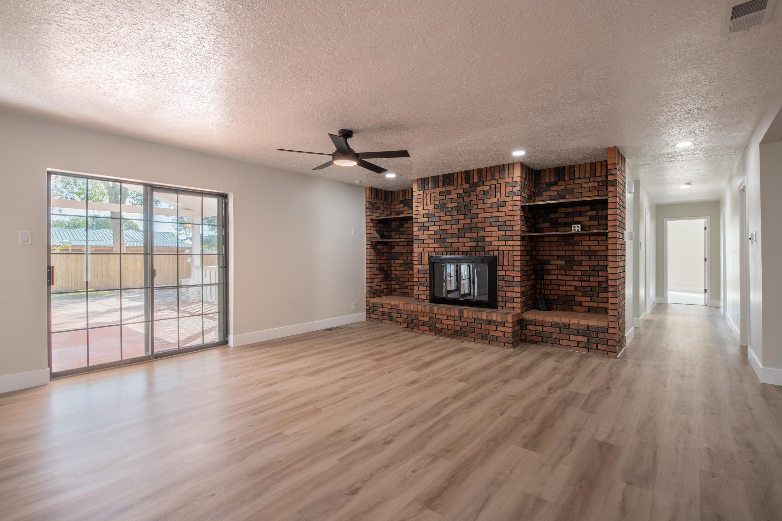 5207 FAIRFAX Drive NW