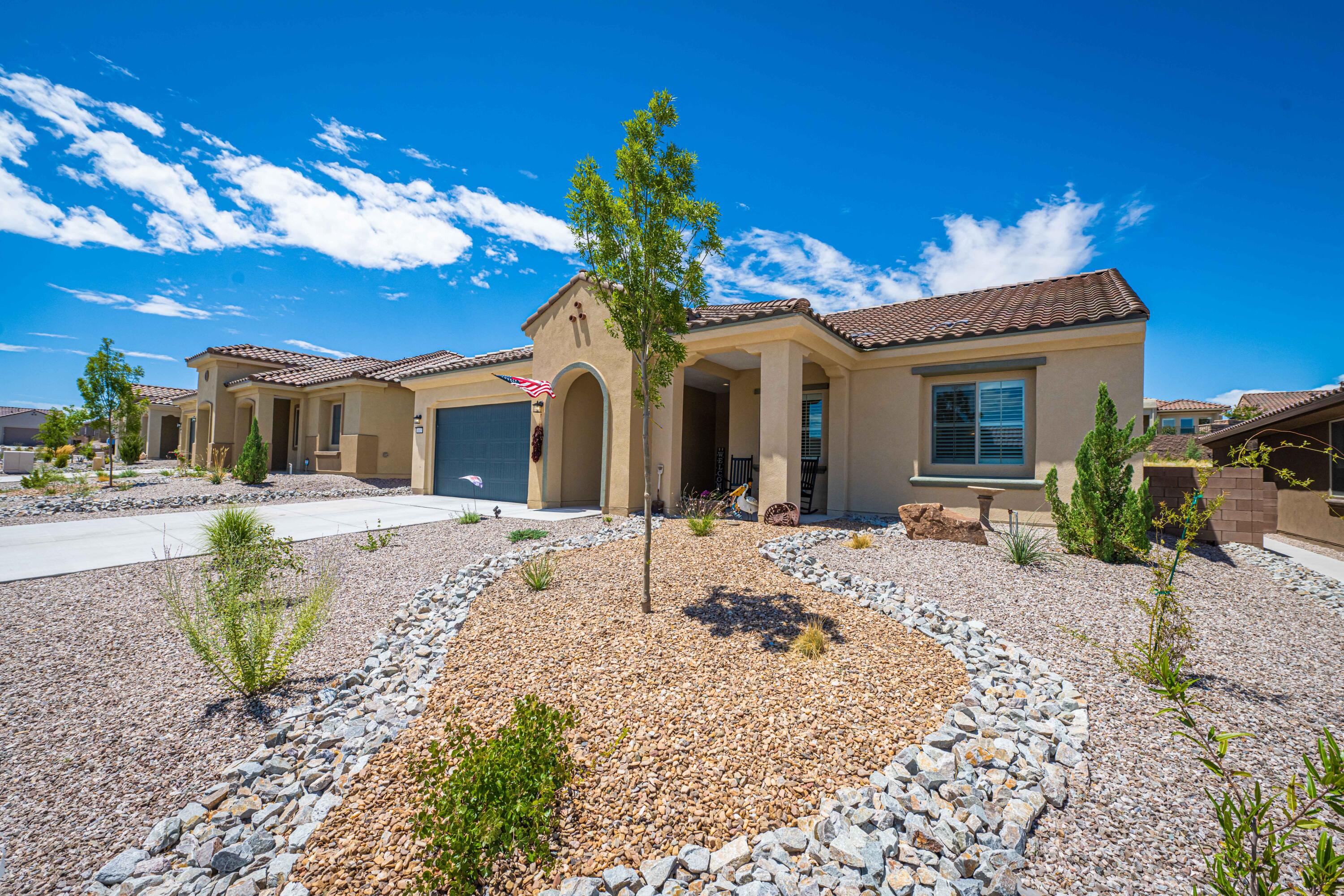 1815 PEBBLE CREEK Trail NW