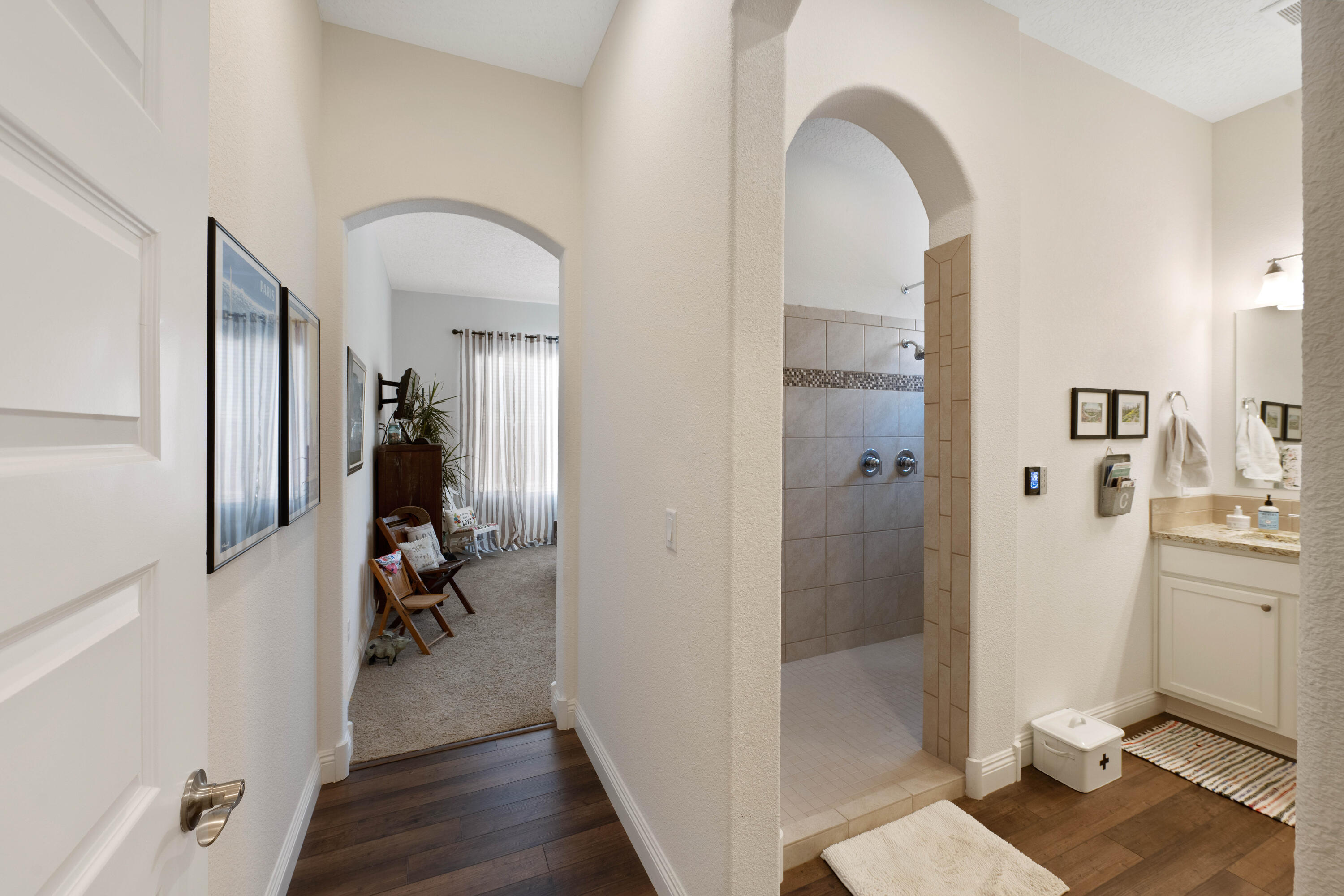 1815 PEBBLE CREEK Trail NW