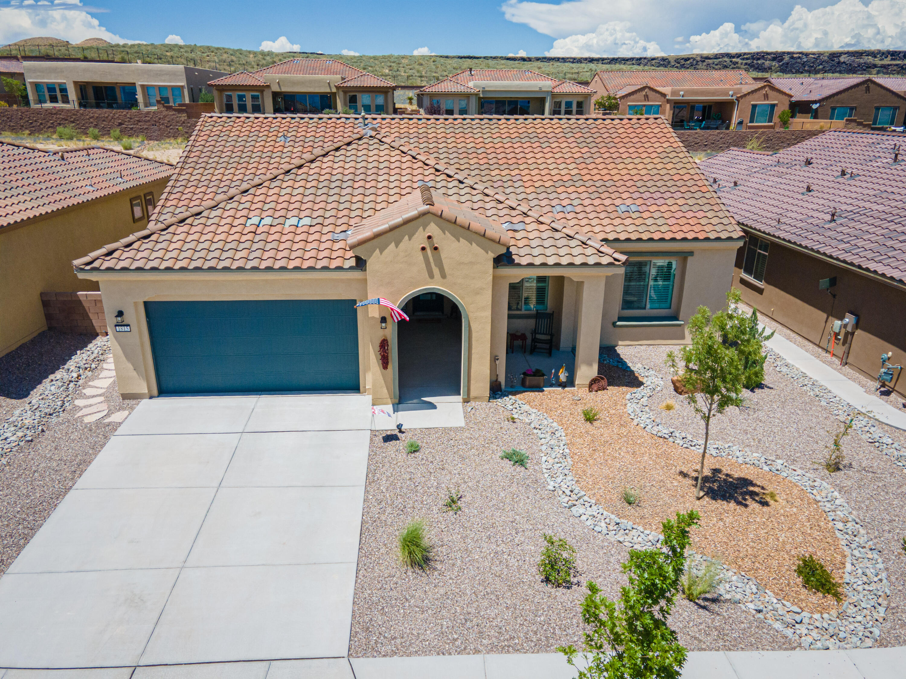 1815 PEBBLE CREEK Trail NW