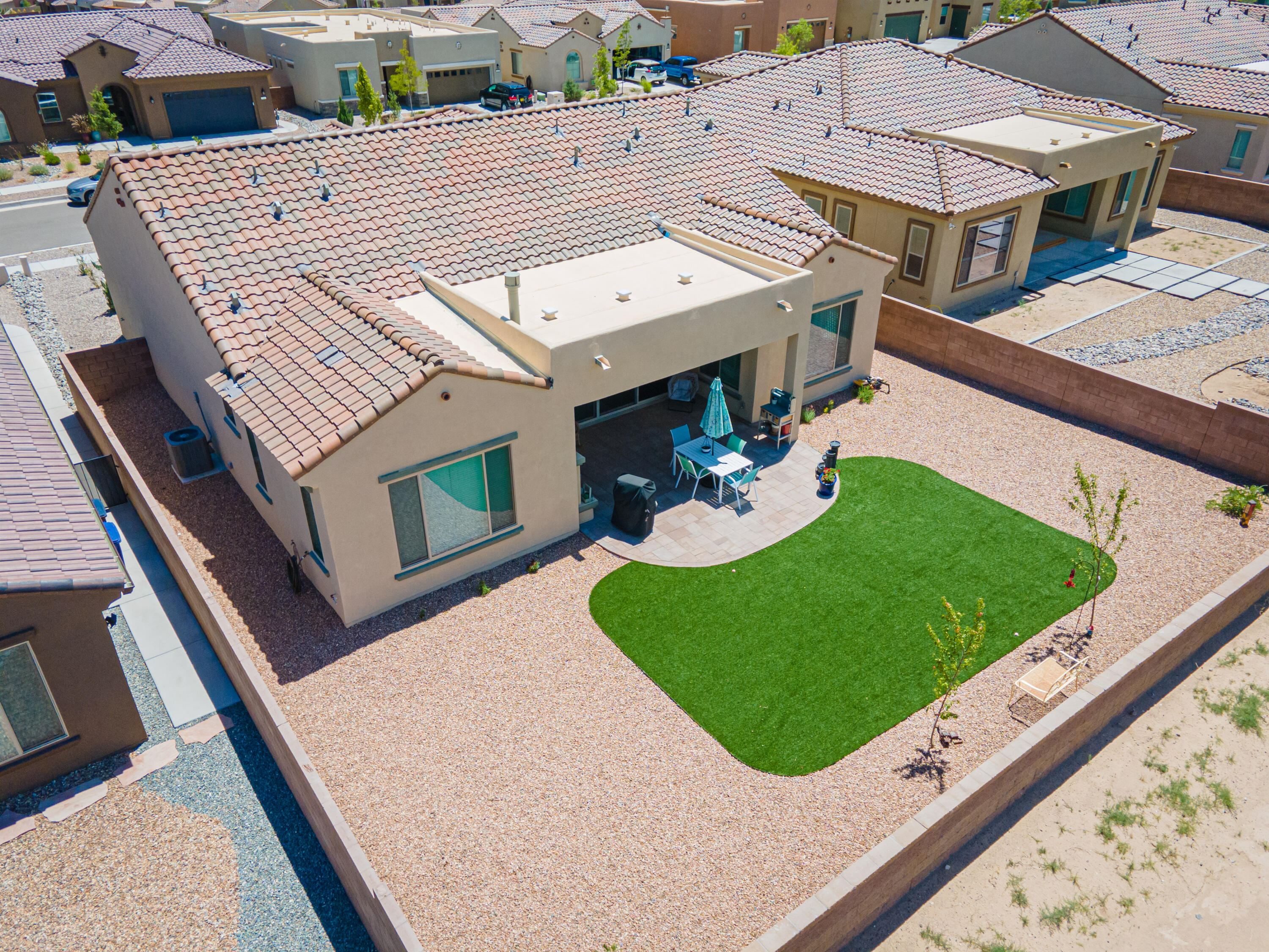 1815 PEBBLE CREEK Trail NW
