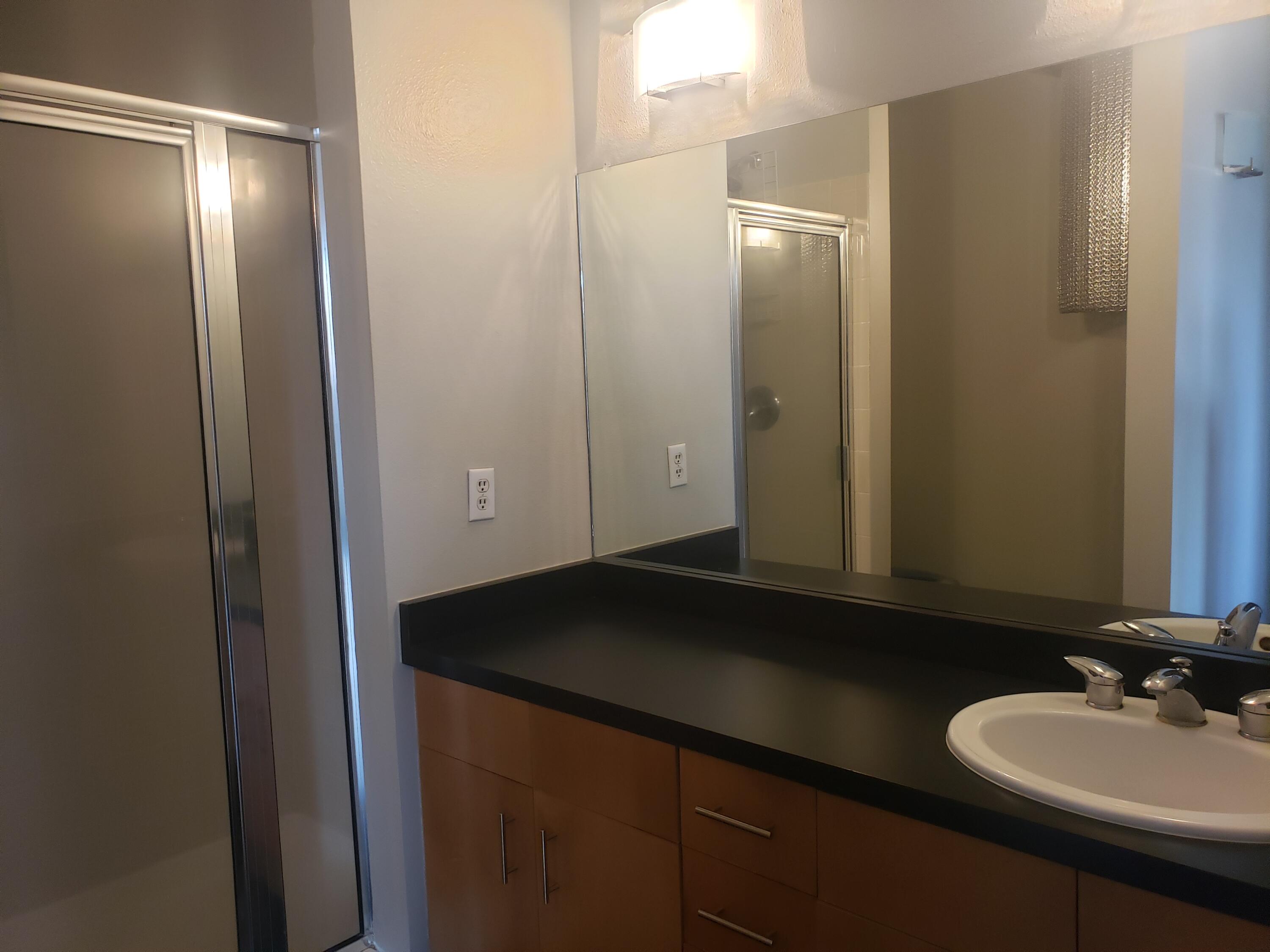 201 Arno Street NE Unit: 401
