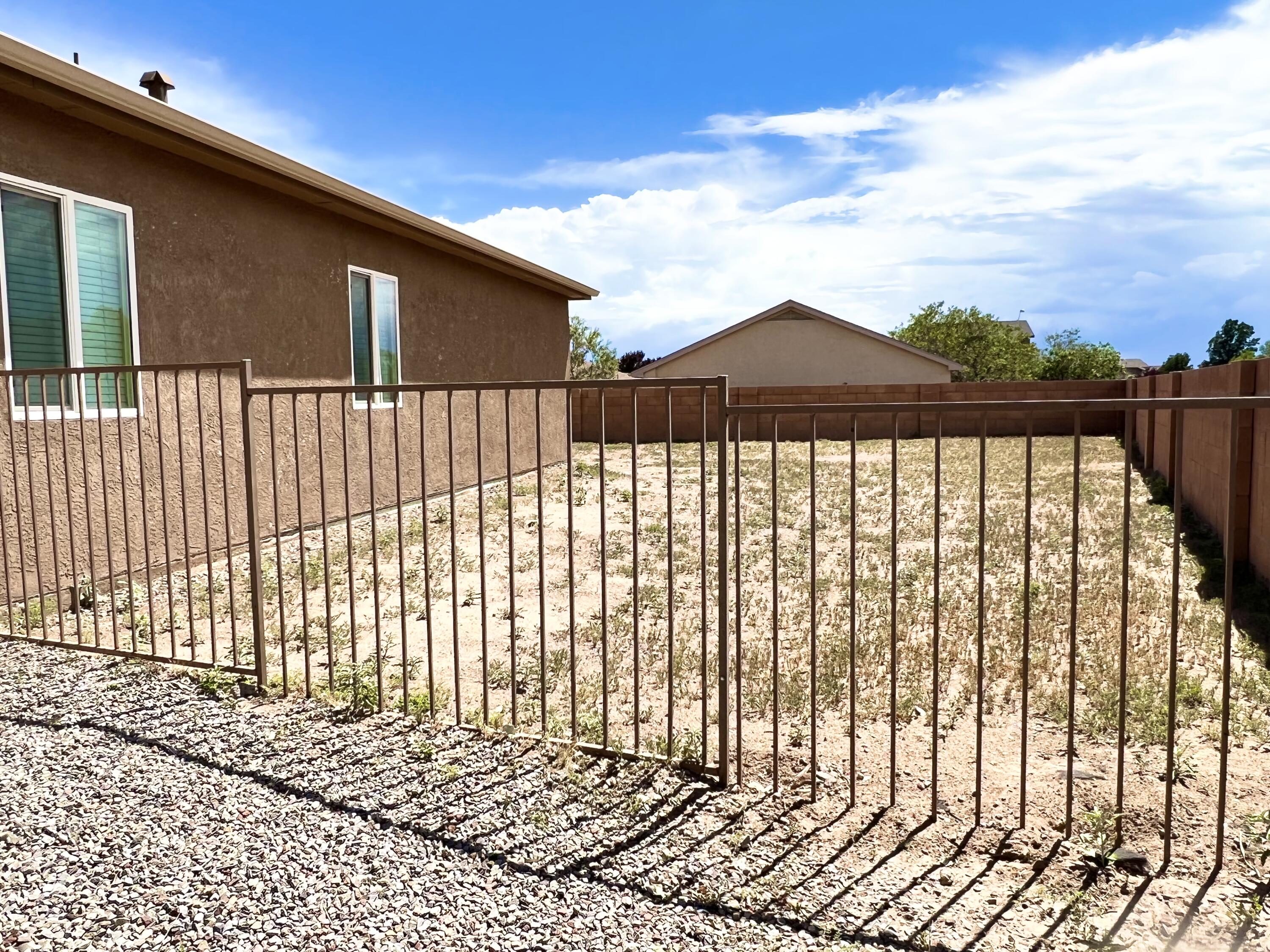 3767 CLEAR CREEK Road NE