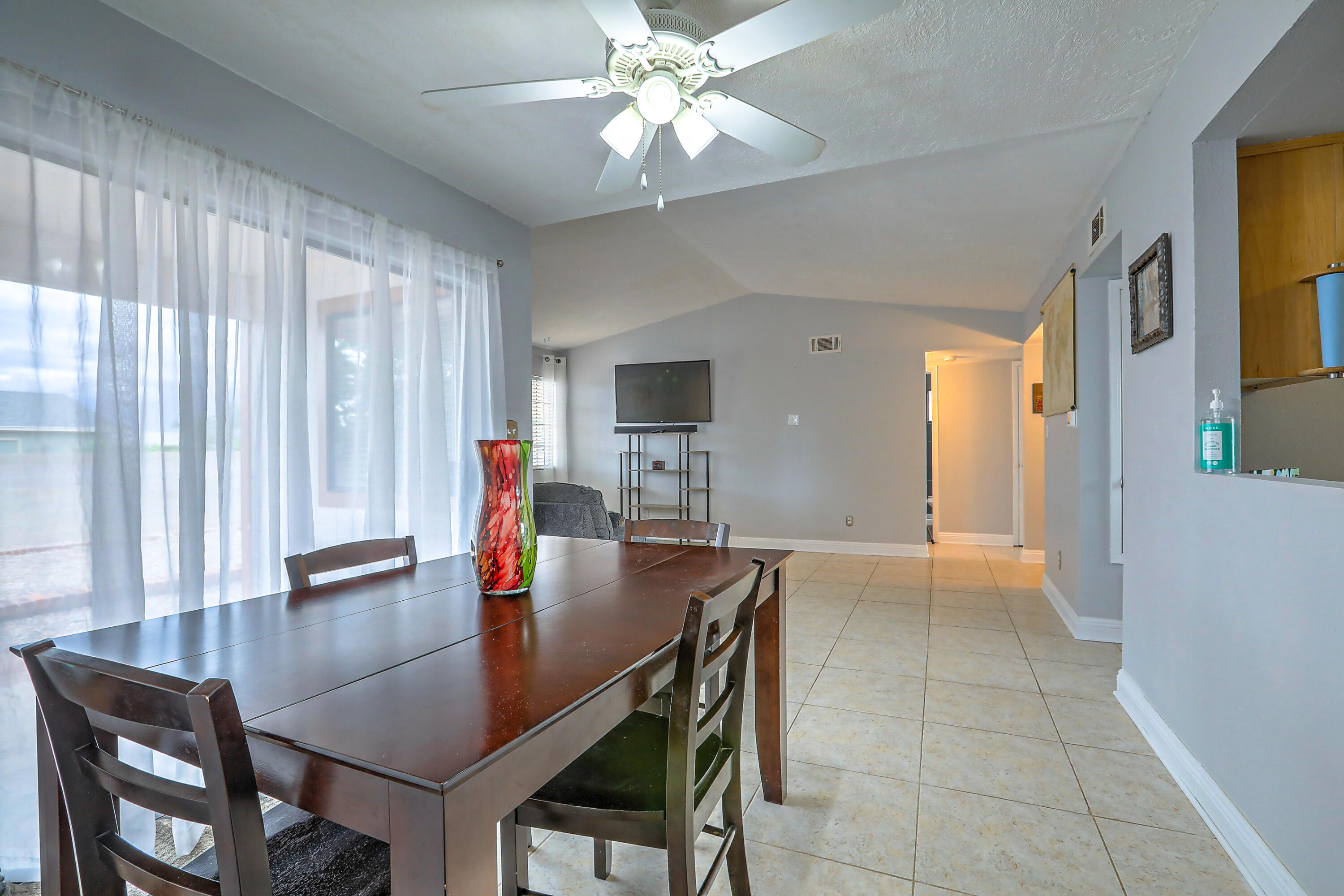 195 TIMOR Road SE