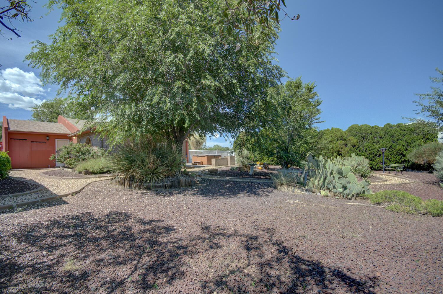 610 WESTERN HILLS Drive SE