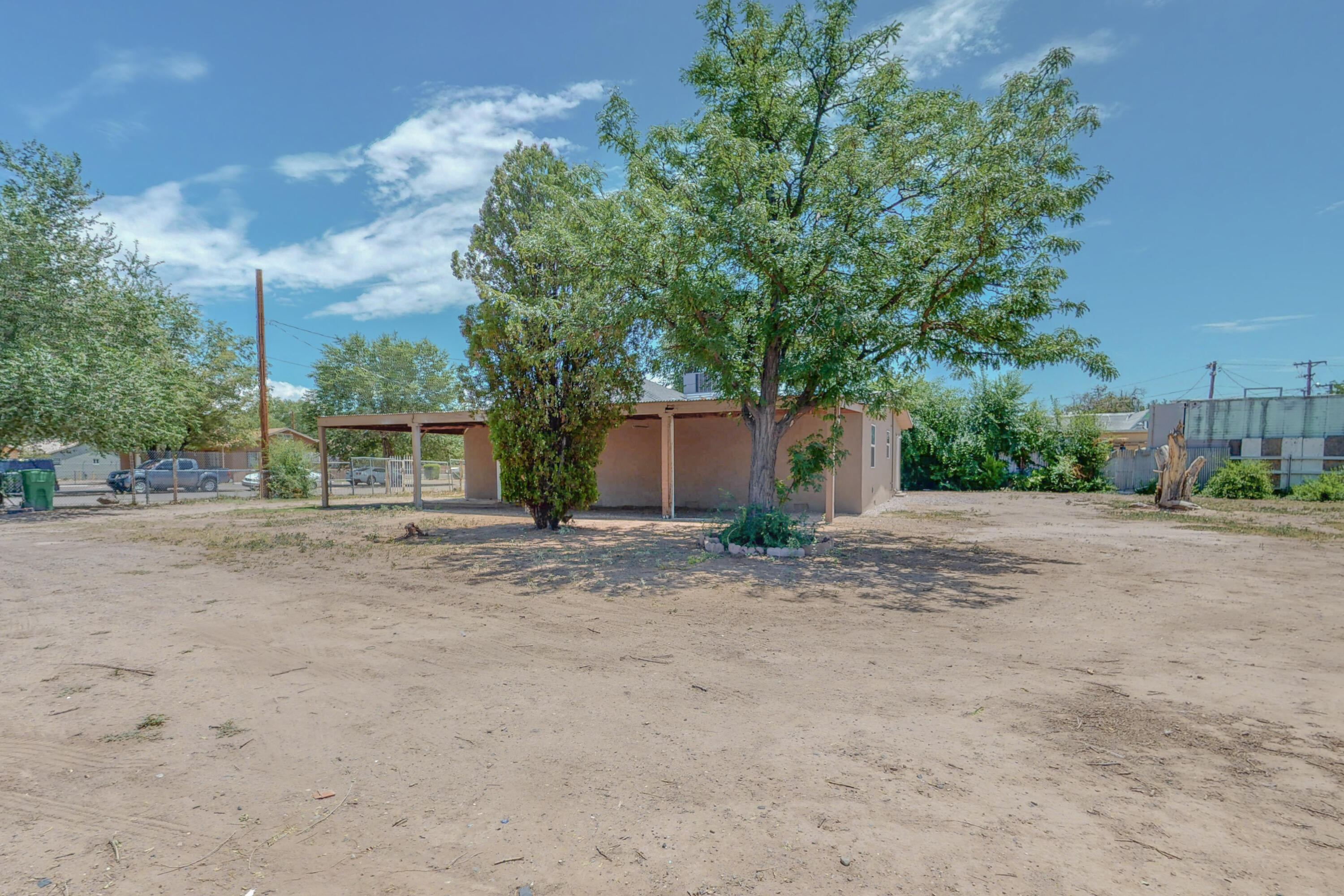 1433 SOLIZ Court SW