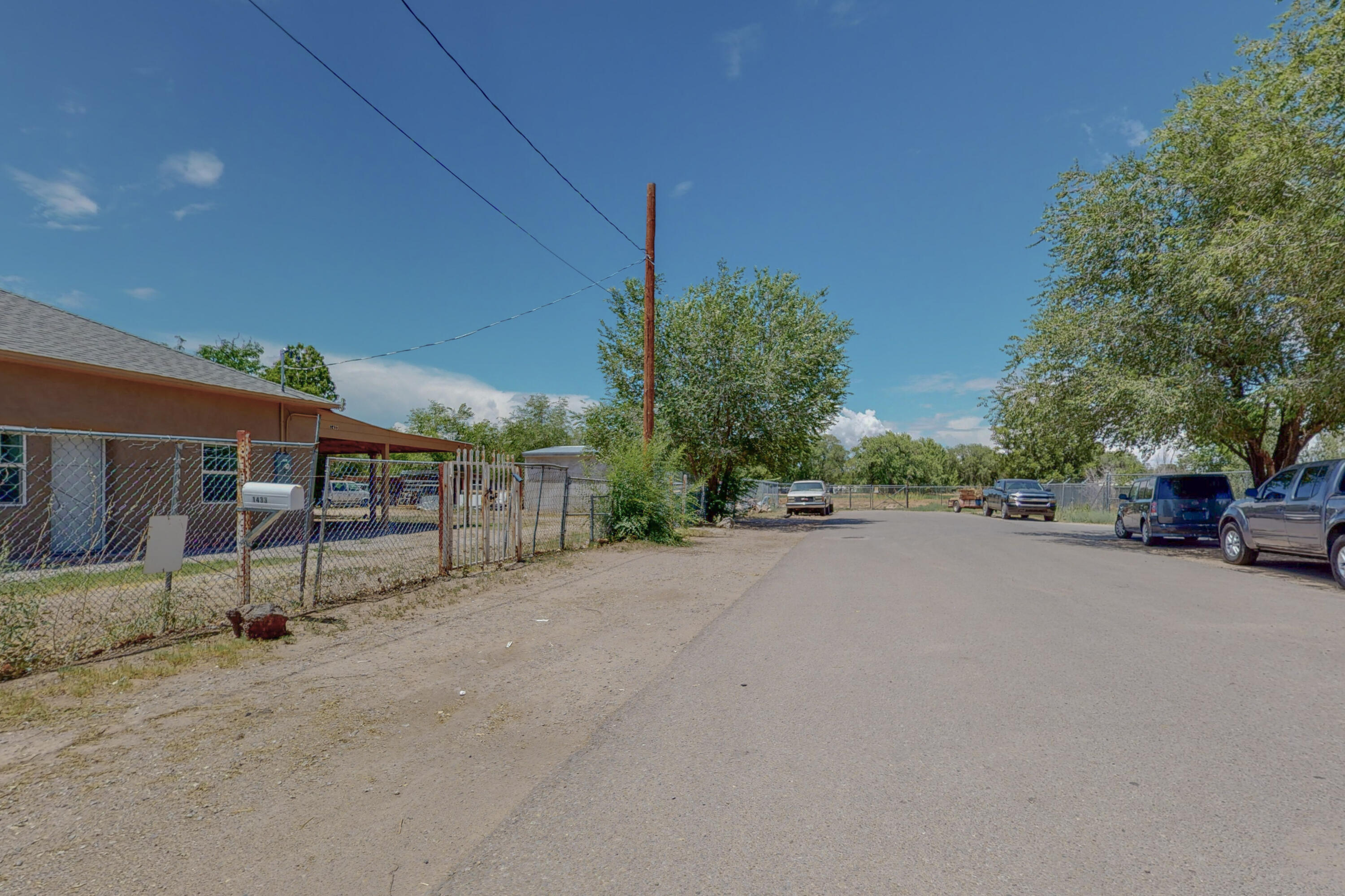 1433 SOLIZ Court SW