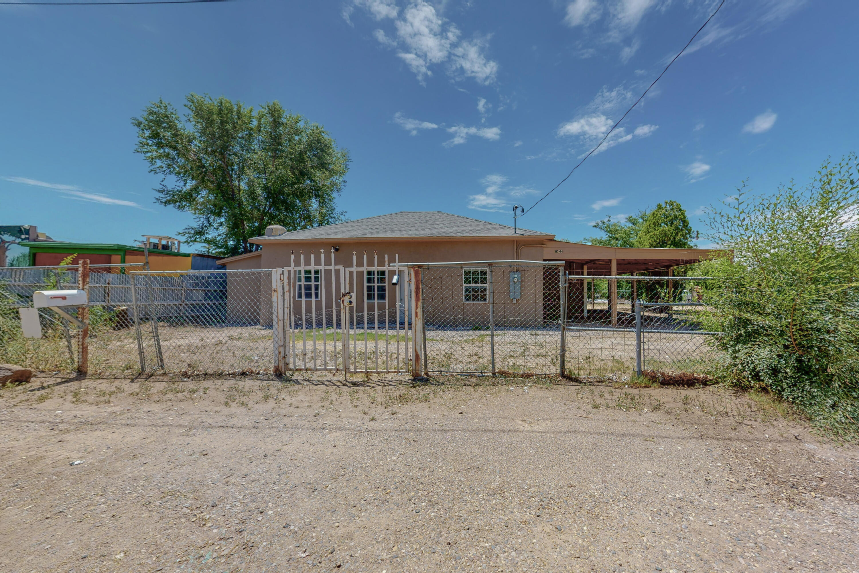 1433 SOLIZ Court SW