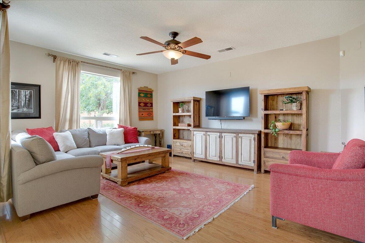 7712 CALLE CARISMA NE