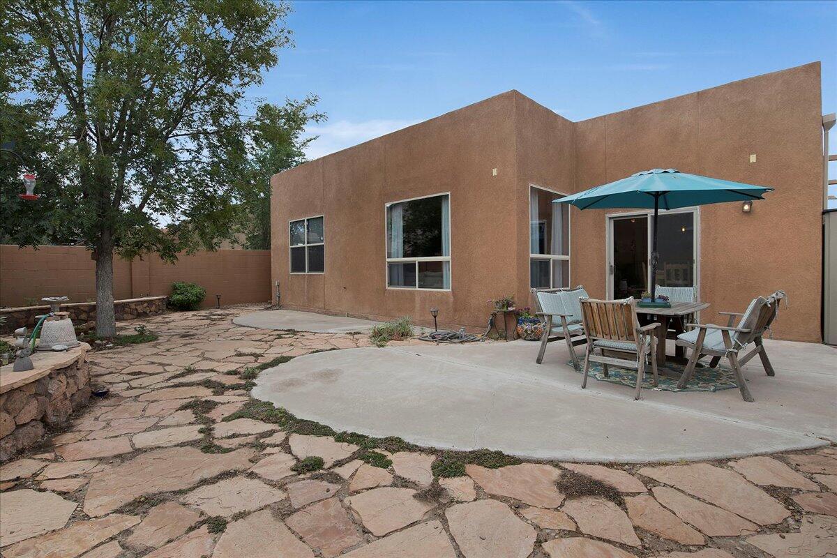 7712 CALLE CARISMA NE
