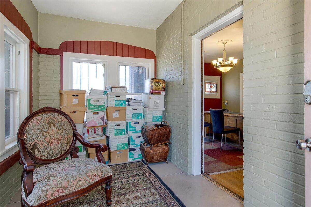315 8TH Street SW