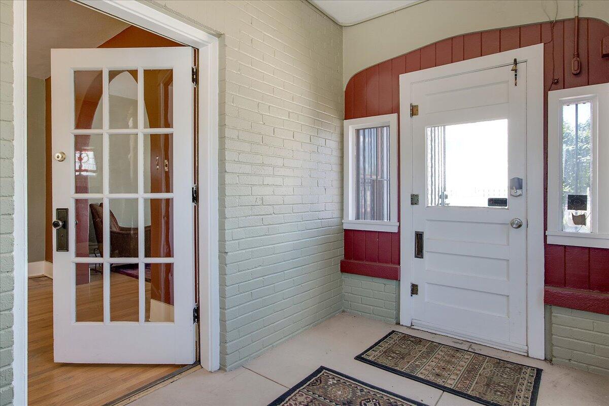 315 8TH Street SW