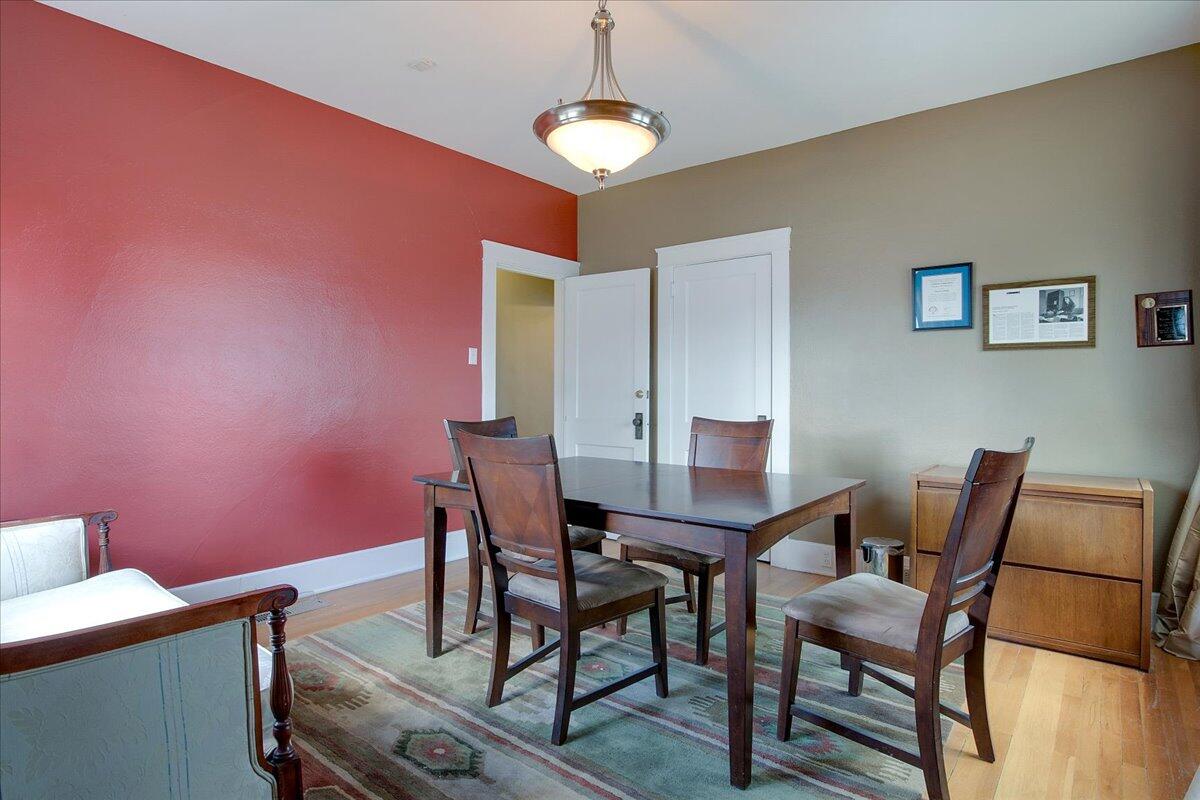 315 8TH Street SW