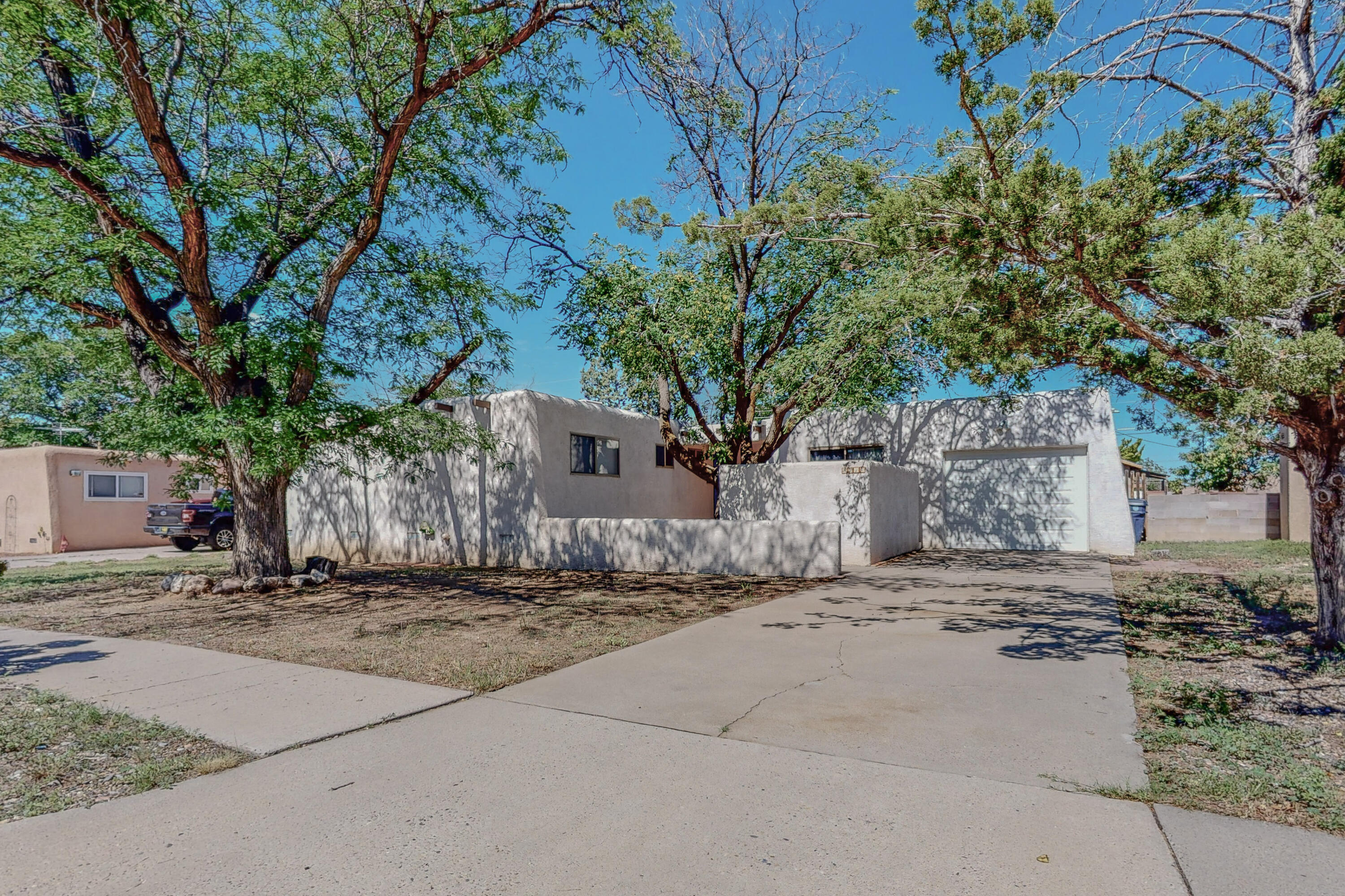 3117 BETTS Drive NE