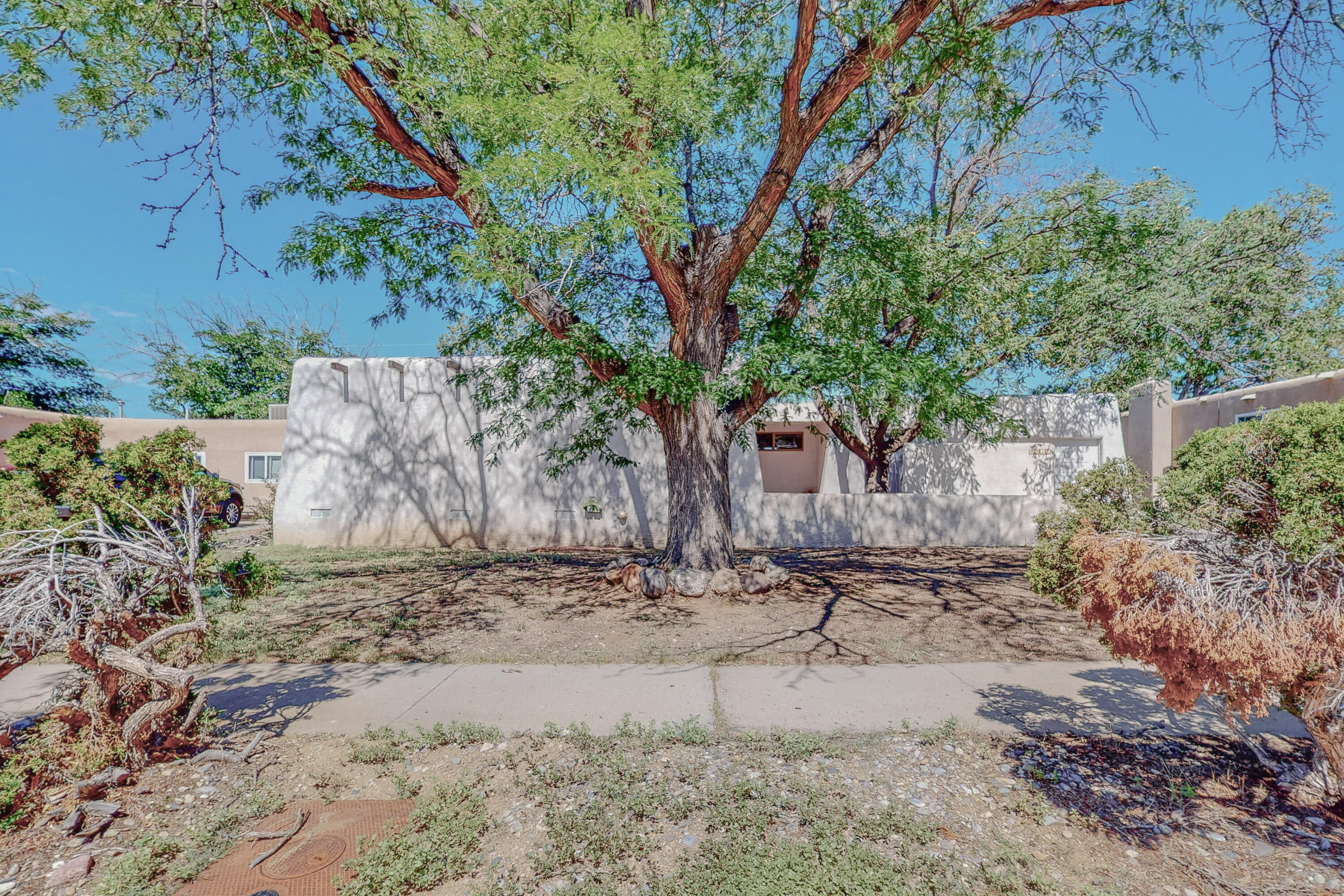 3117 BETTS Drive NE