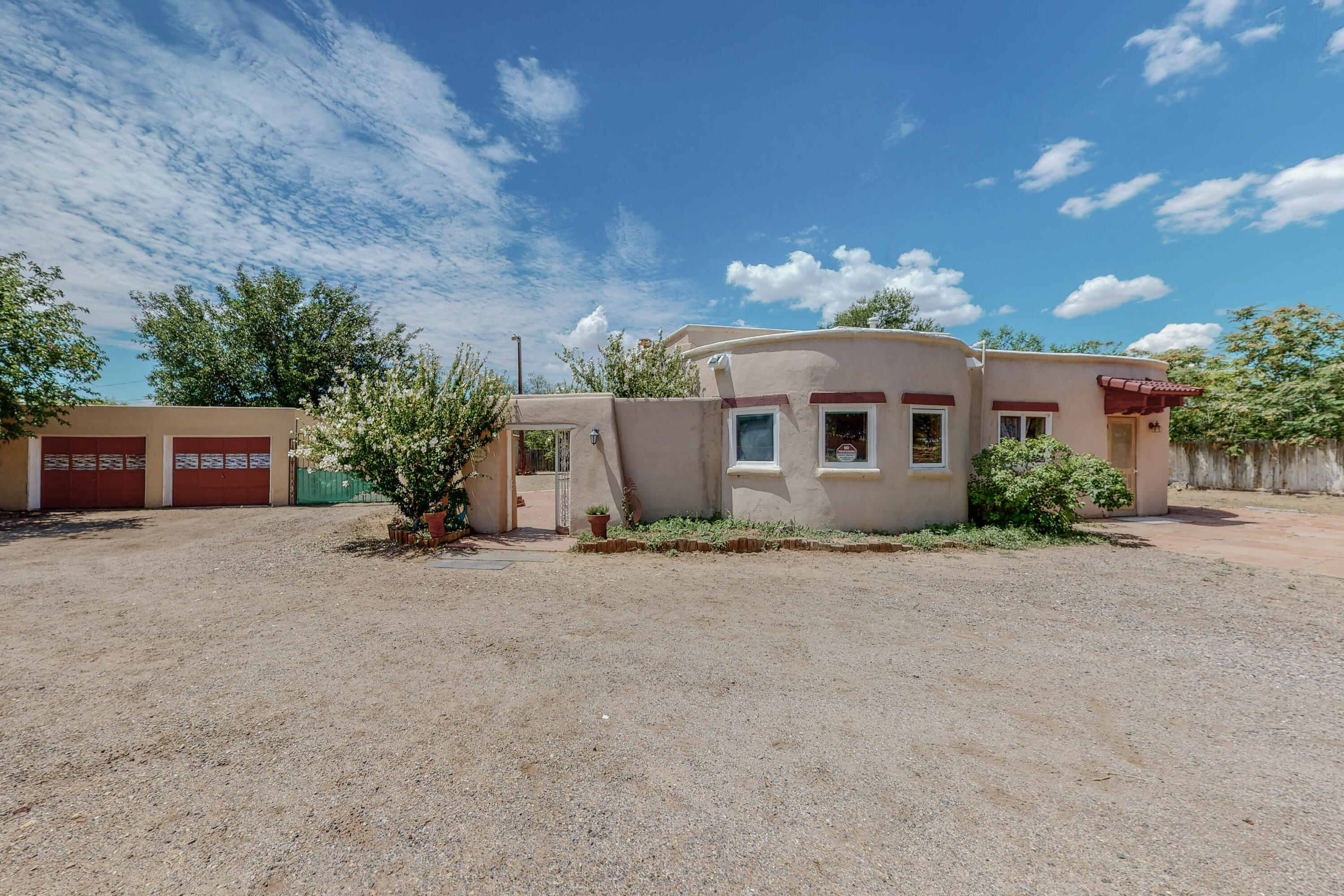 713 RANCHITOS Road