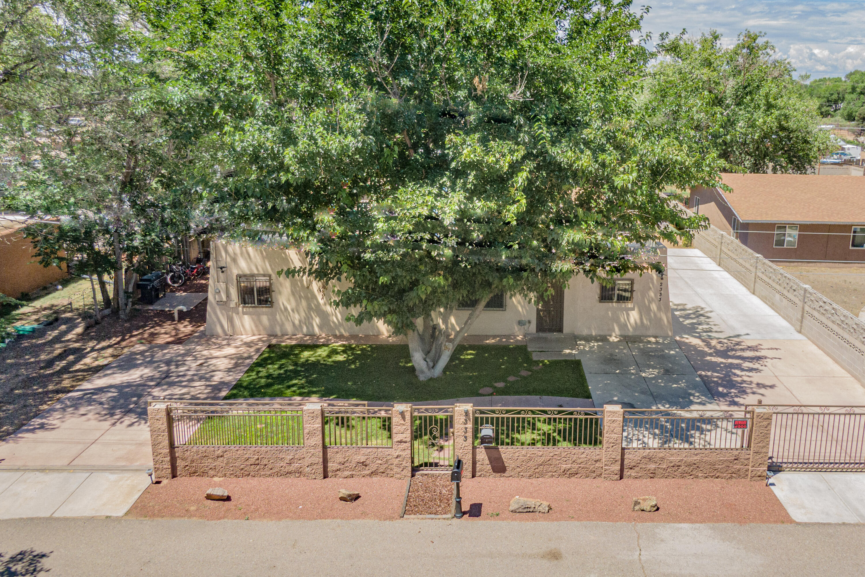 2333 GAY Avenue SW