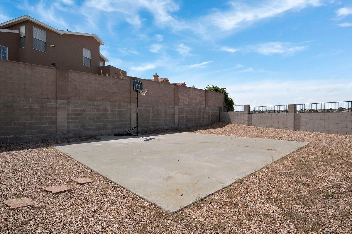 10309 RIO LOS PINOS Drive NW