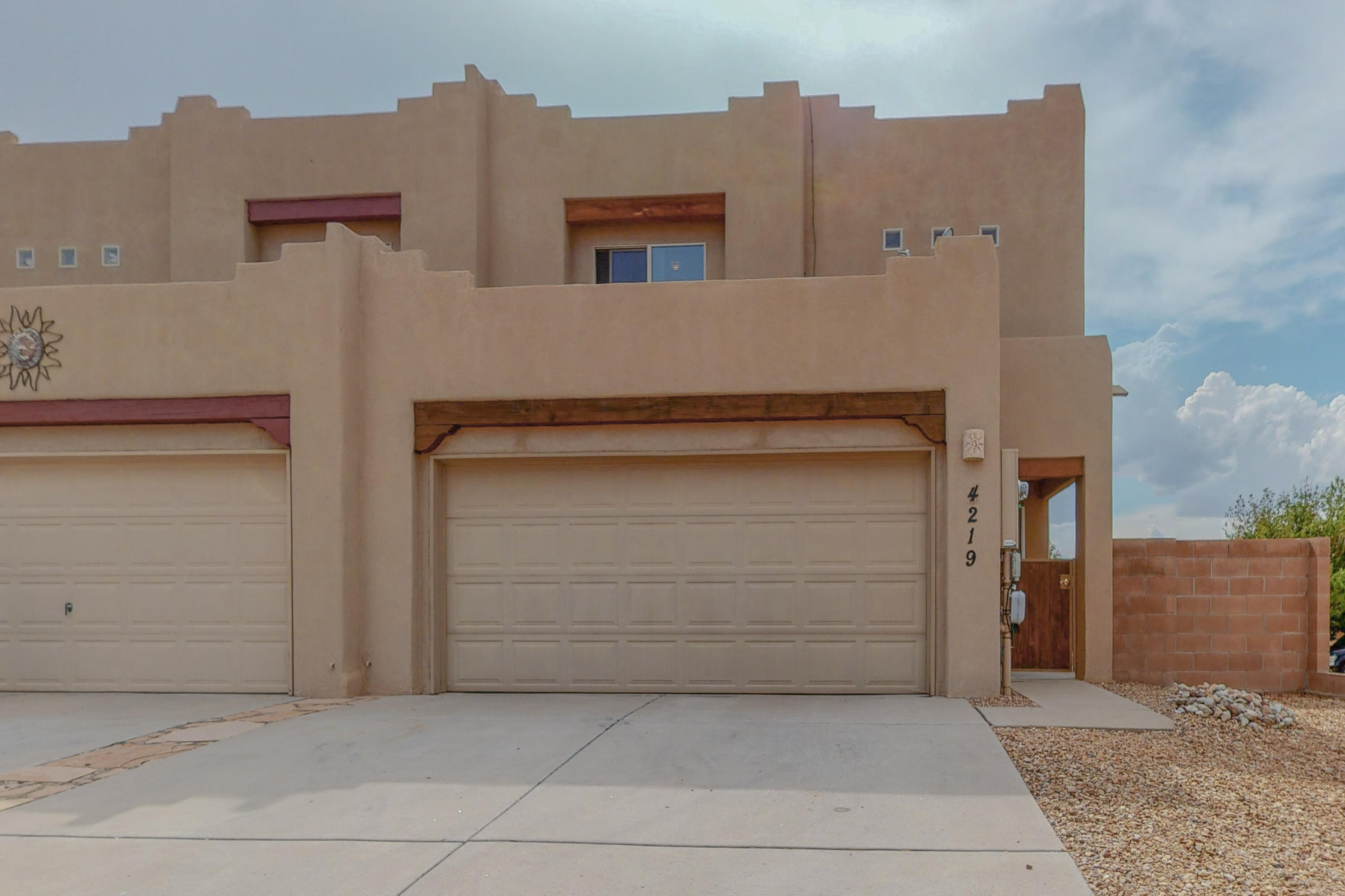 4219 RED SUN Drive NE
