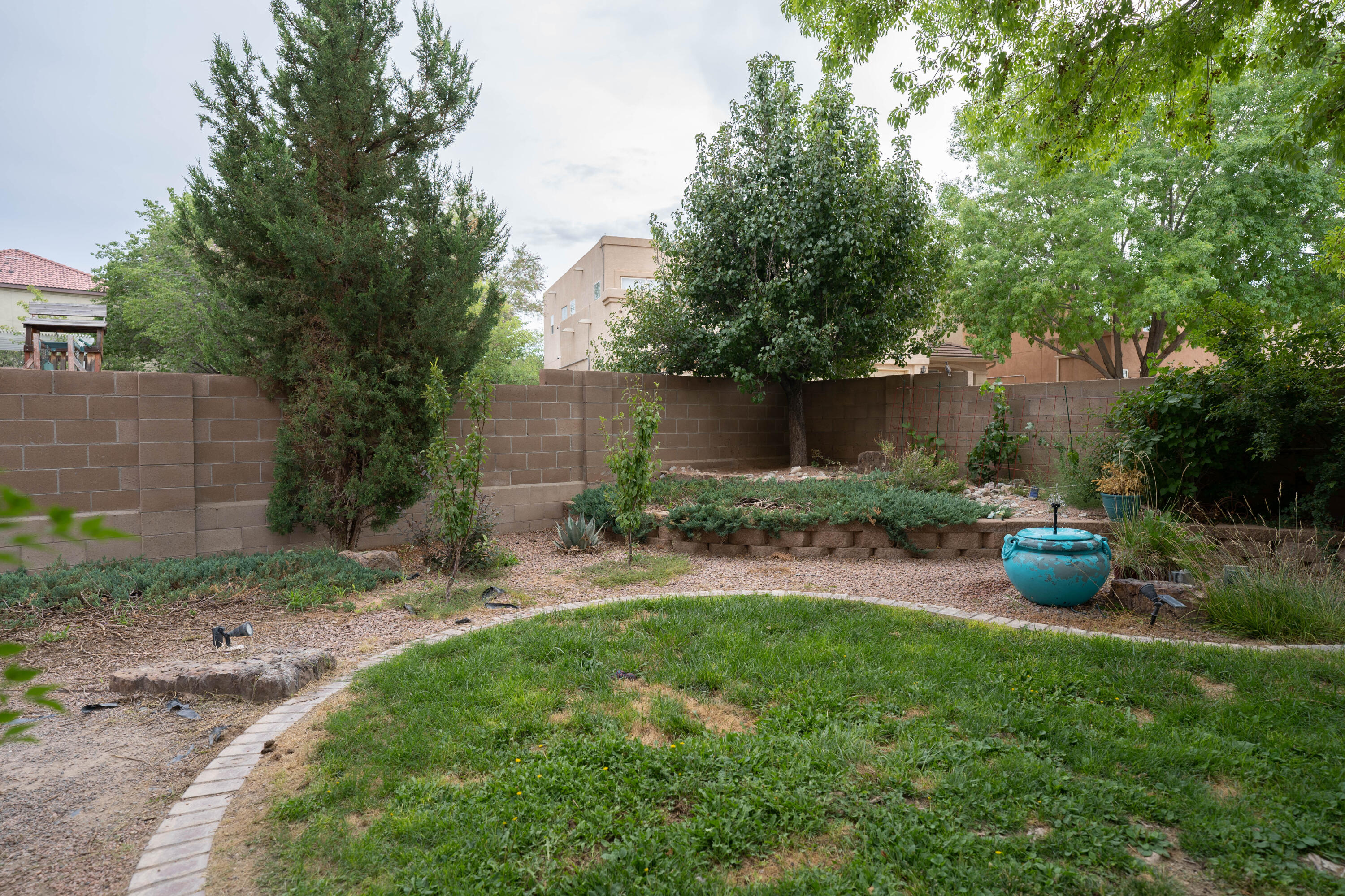 10709 TOURMALINE Drive NW