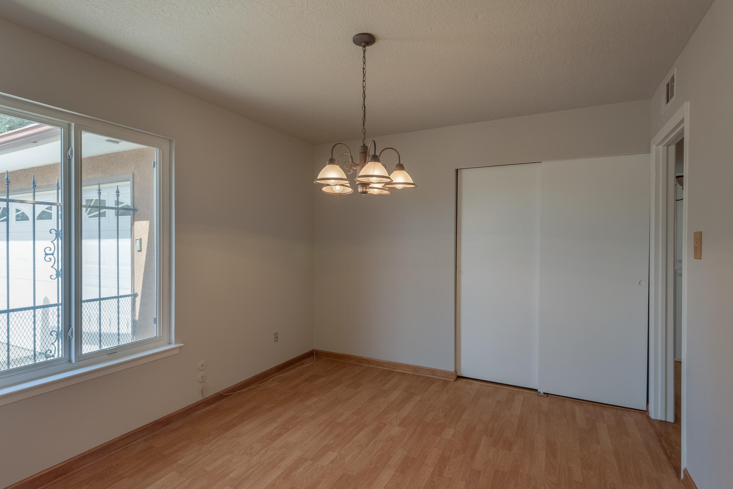 8104 MONTEREY EAST Avenue NE