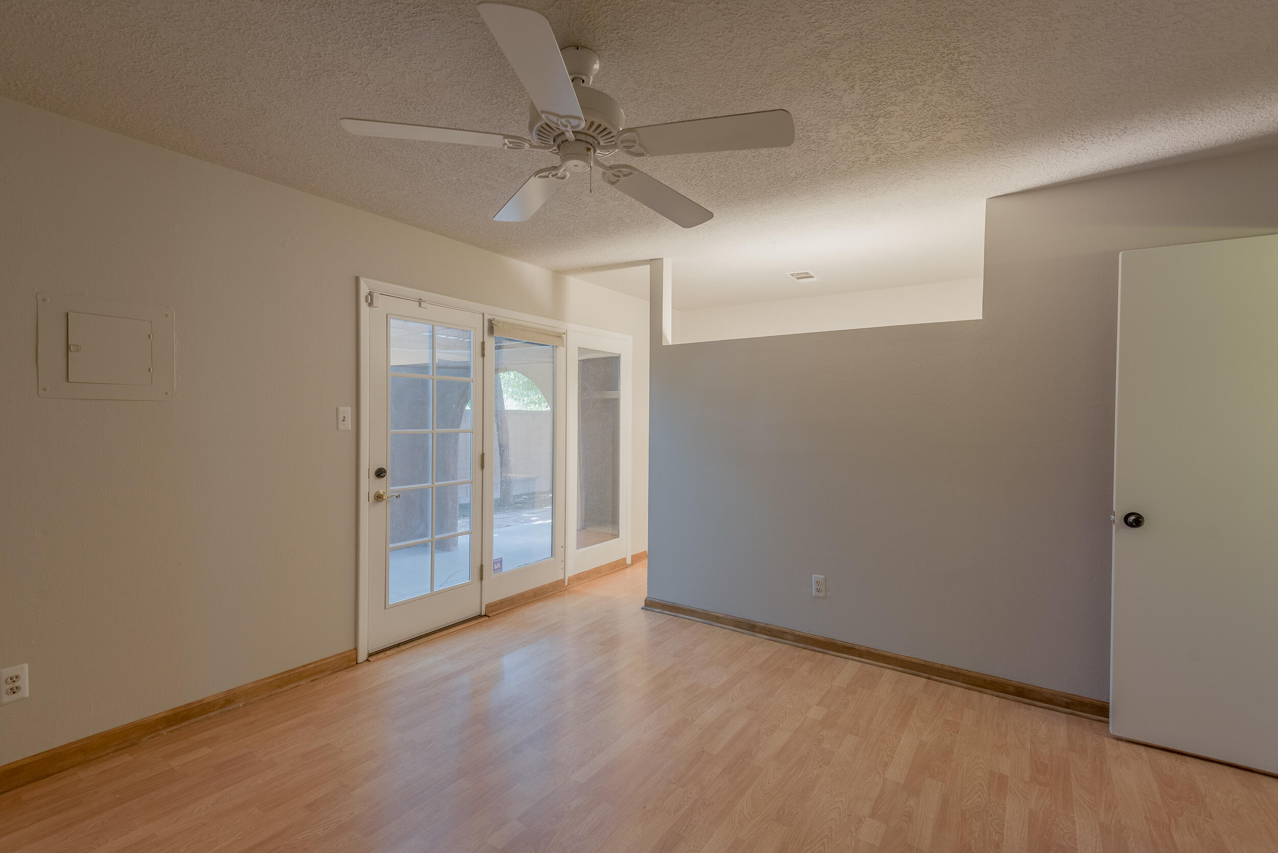 8104 MONTEREY EAST Avenue NE
