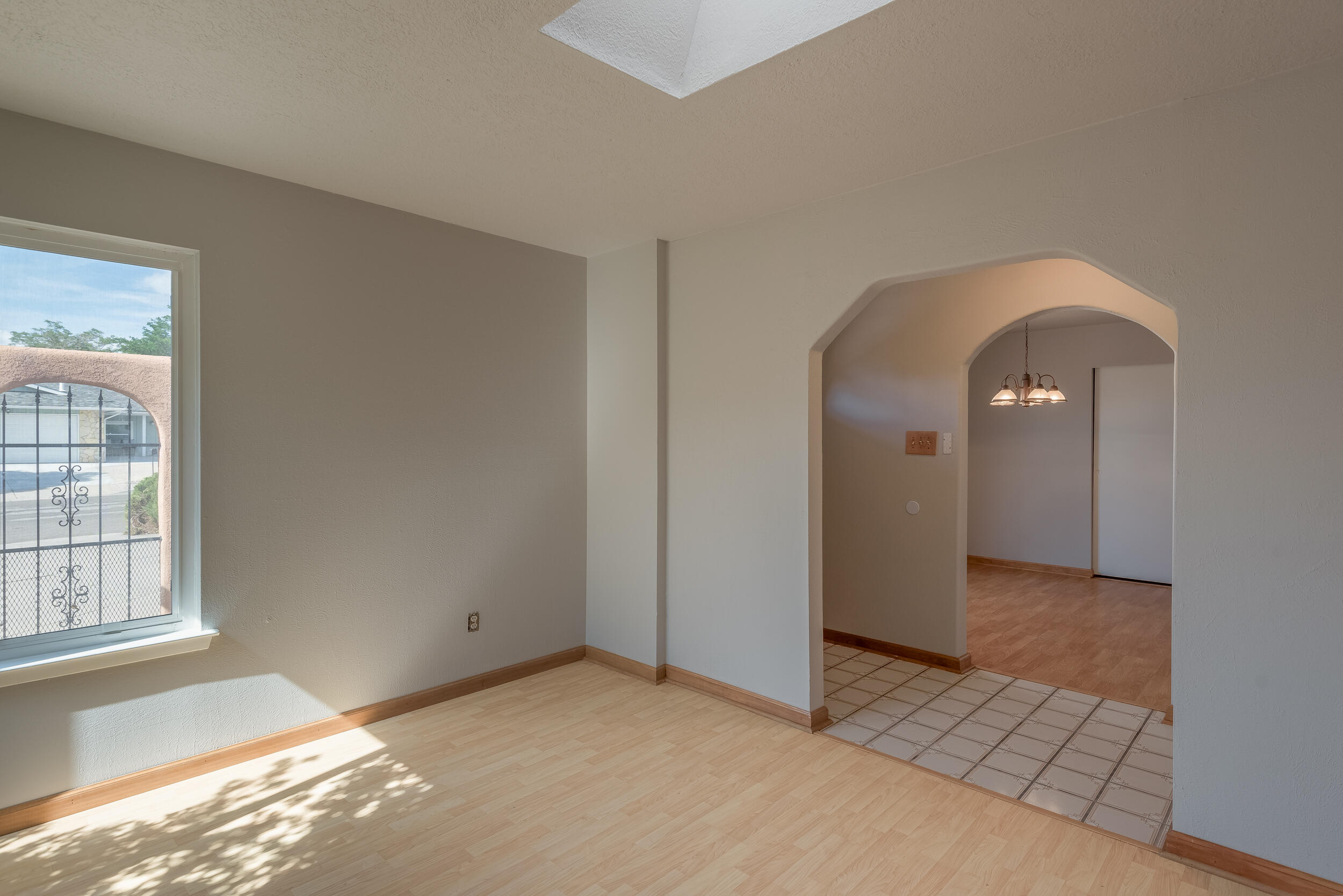 8104 MONTEREY EAST Avenue NE