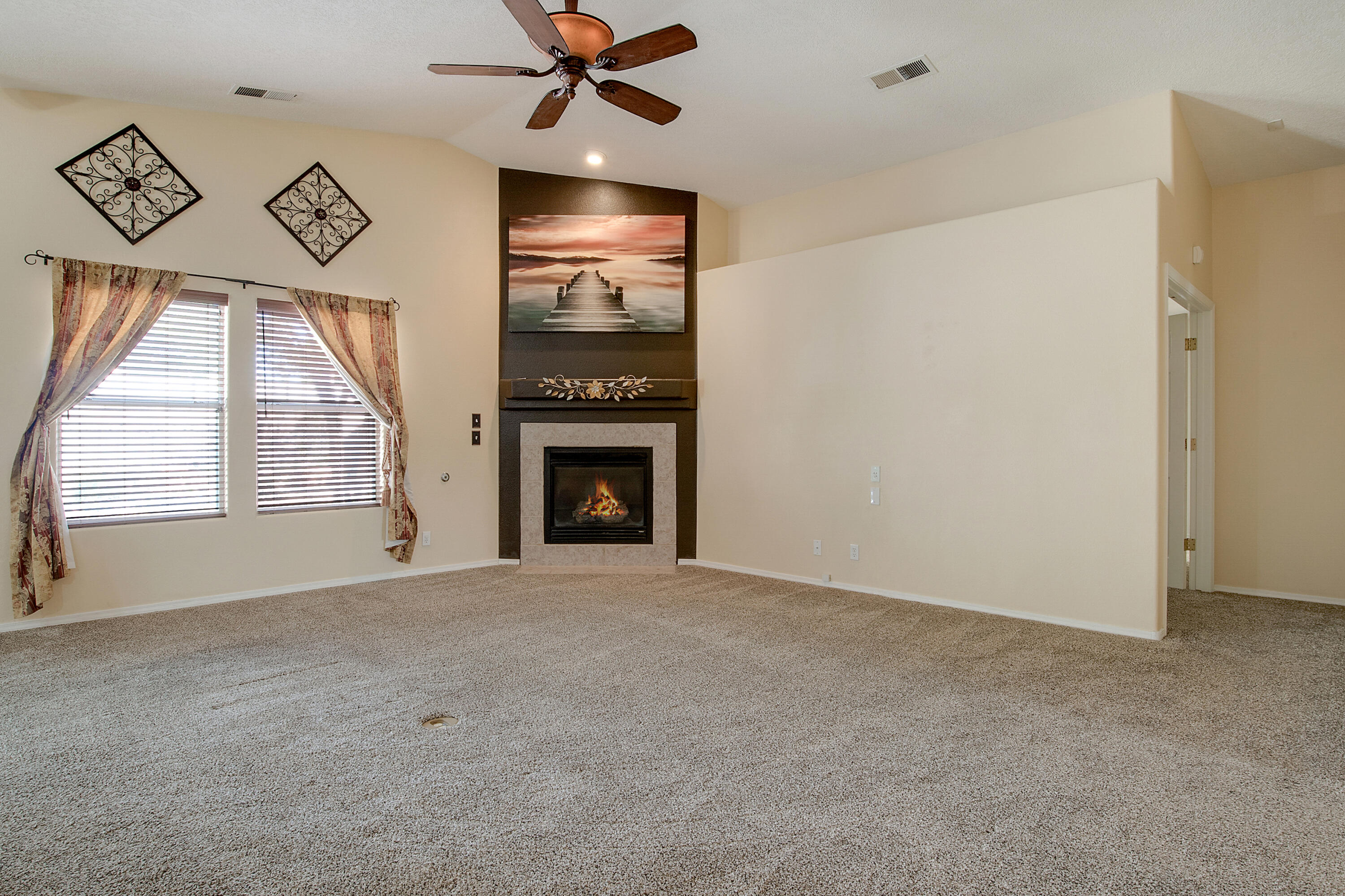 5031 WOODHAVEN Drive NE