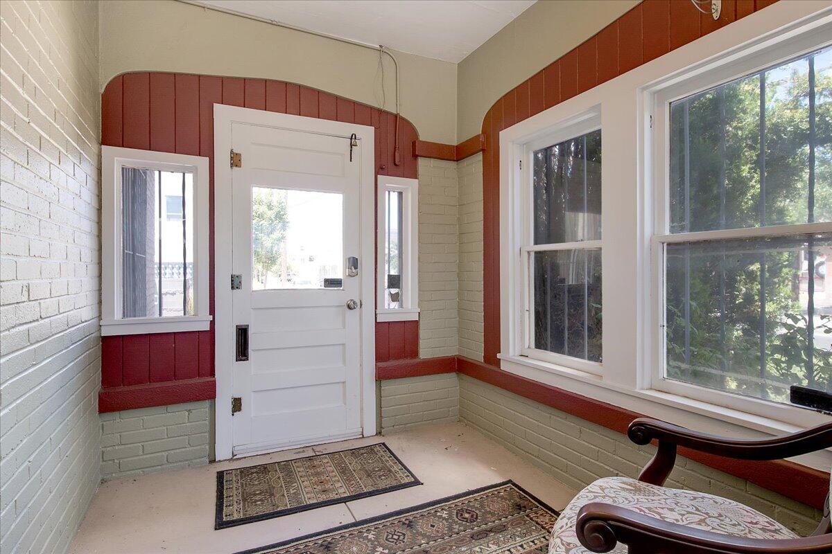 315 8TH Street SW
