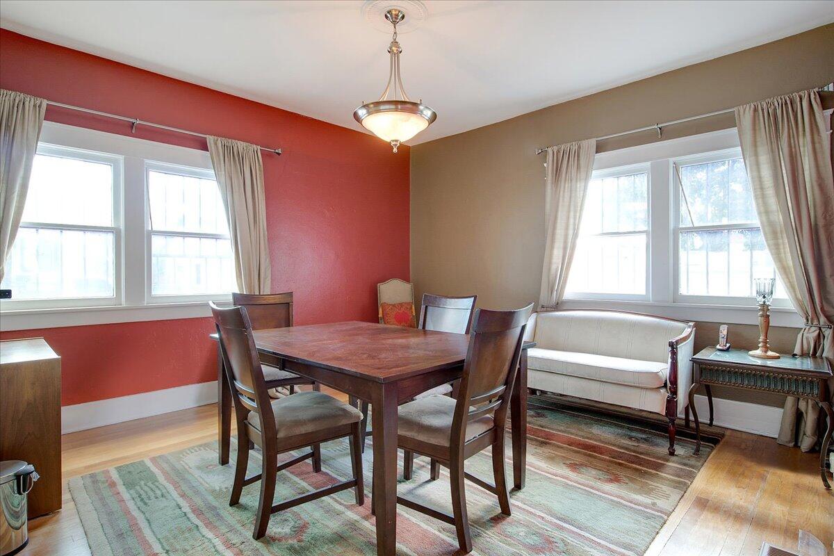 315 8TH Street SW