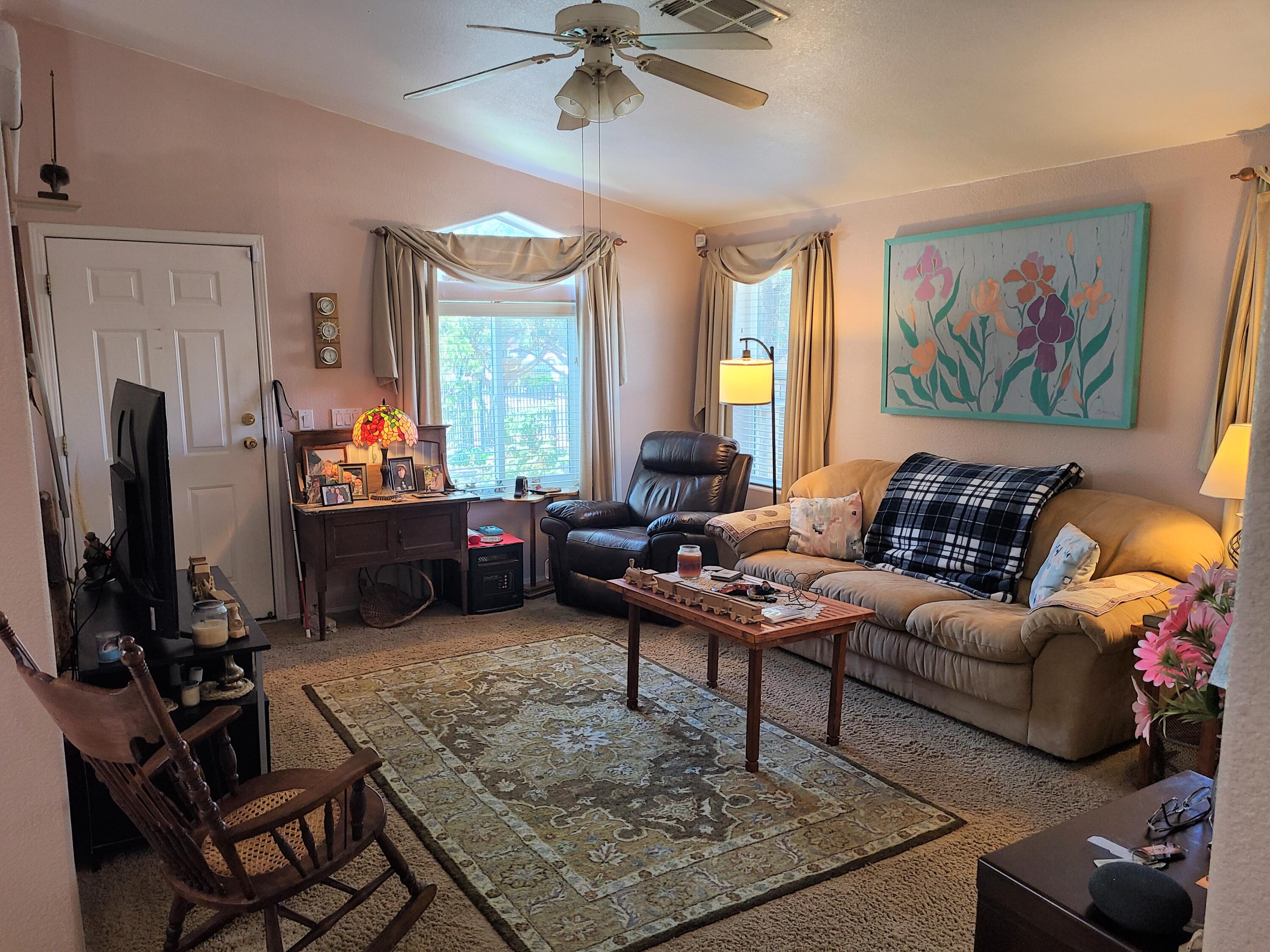416 Carfax Place SW