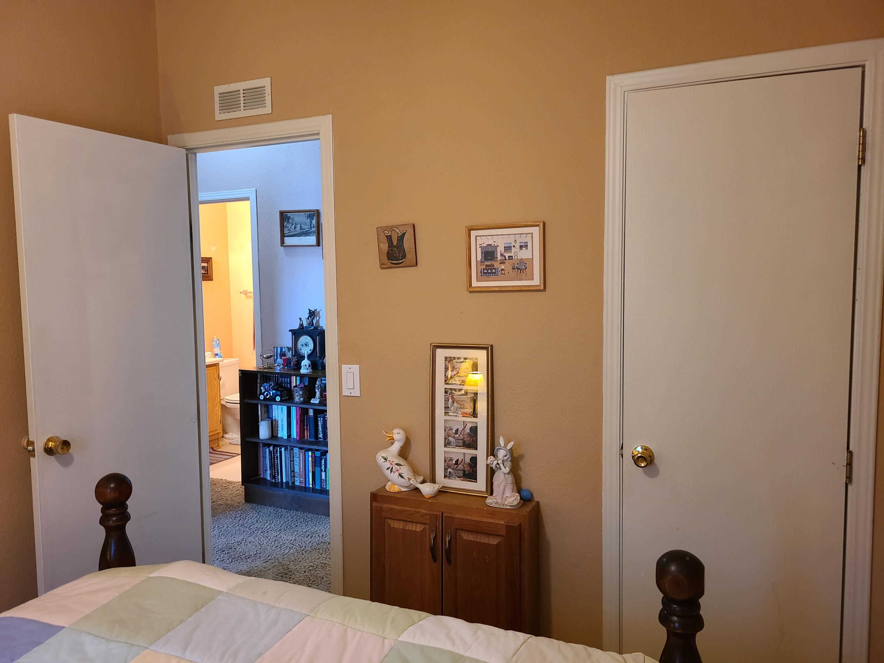 416 Carfax Place SW